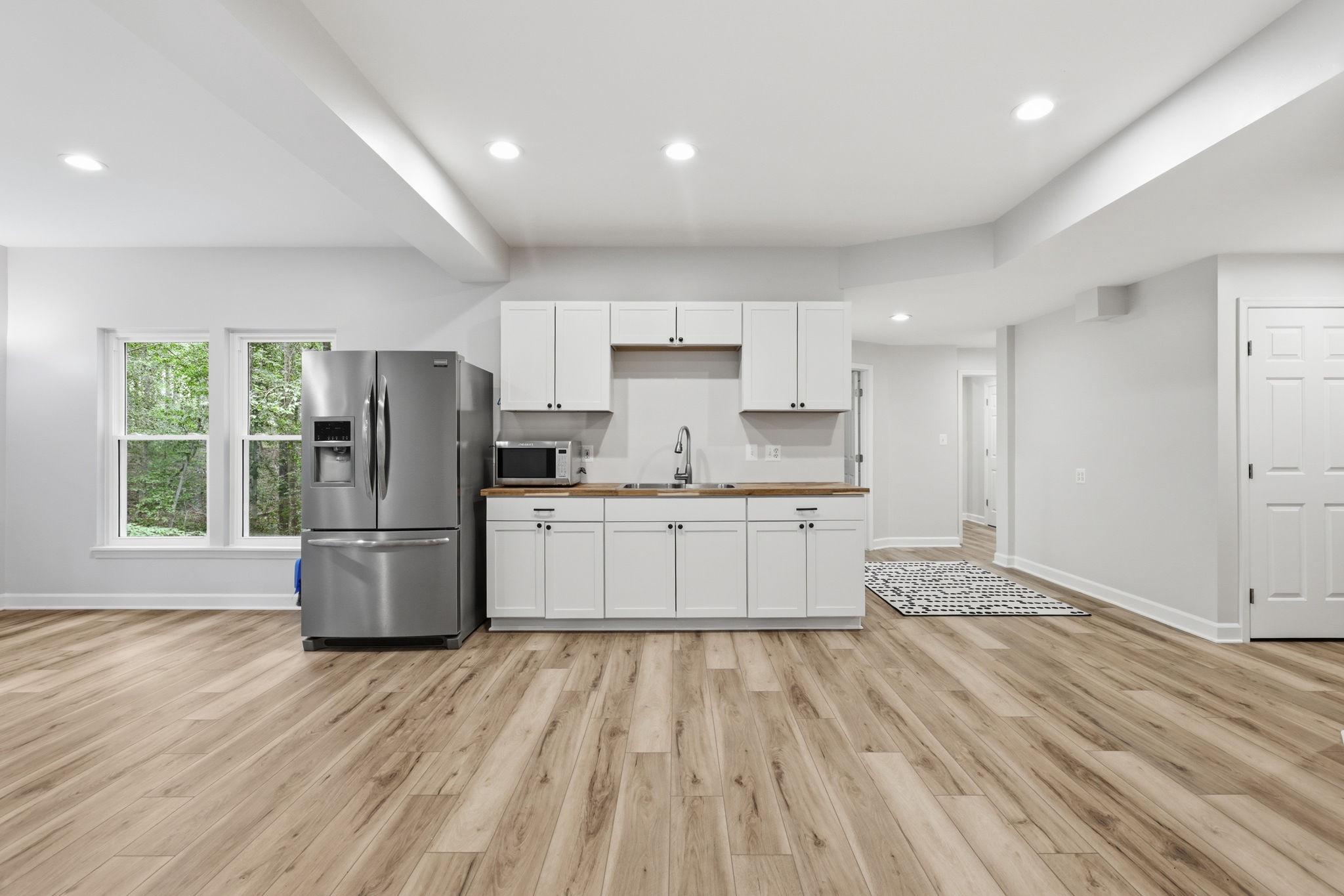 RIVER BEND - Residential