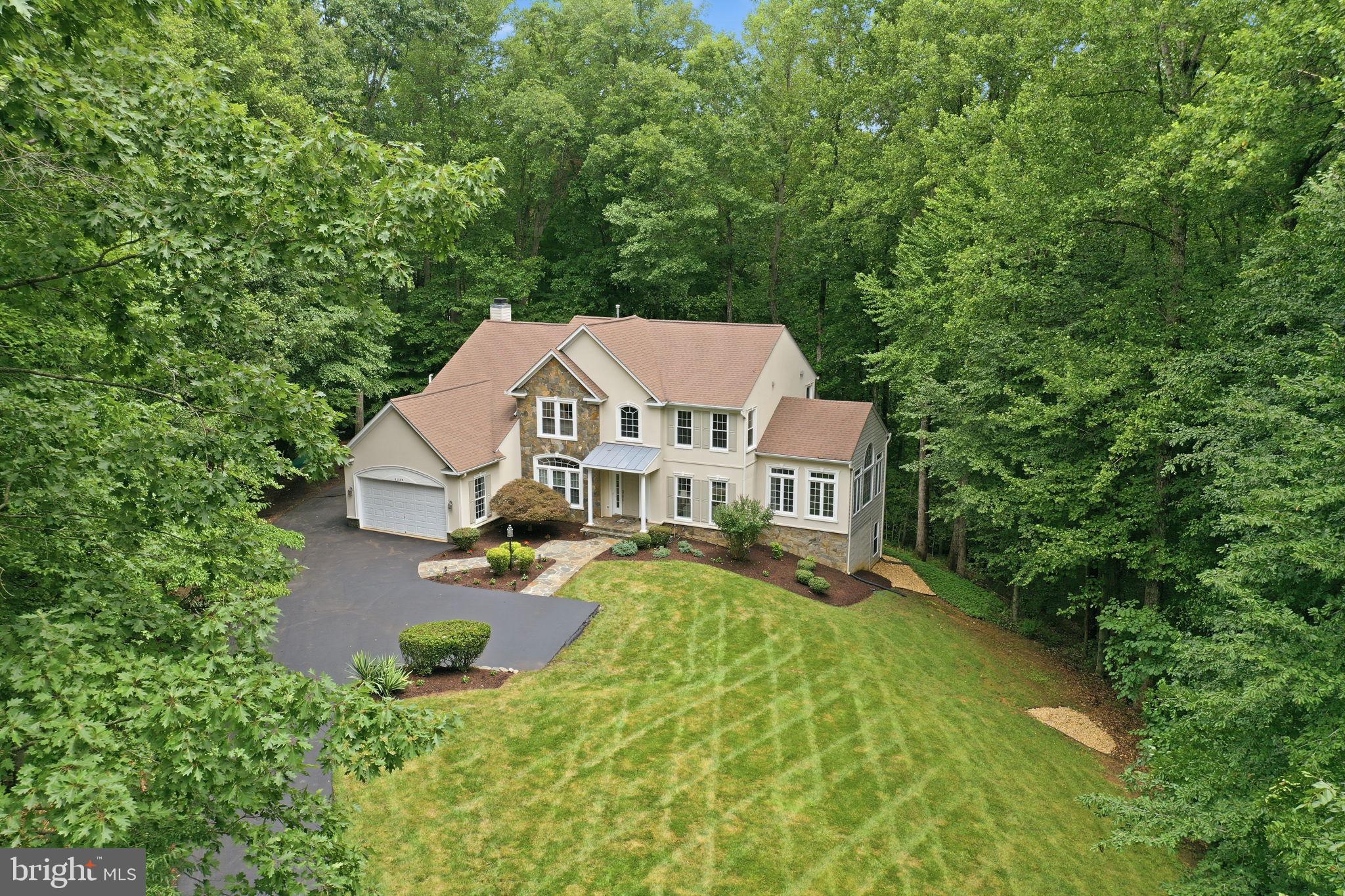 RIVER BEND - Residential