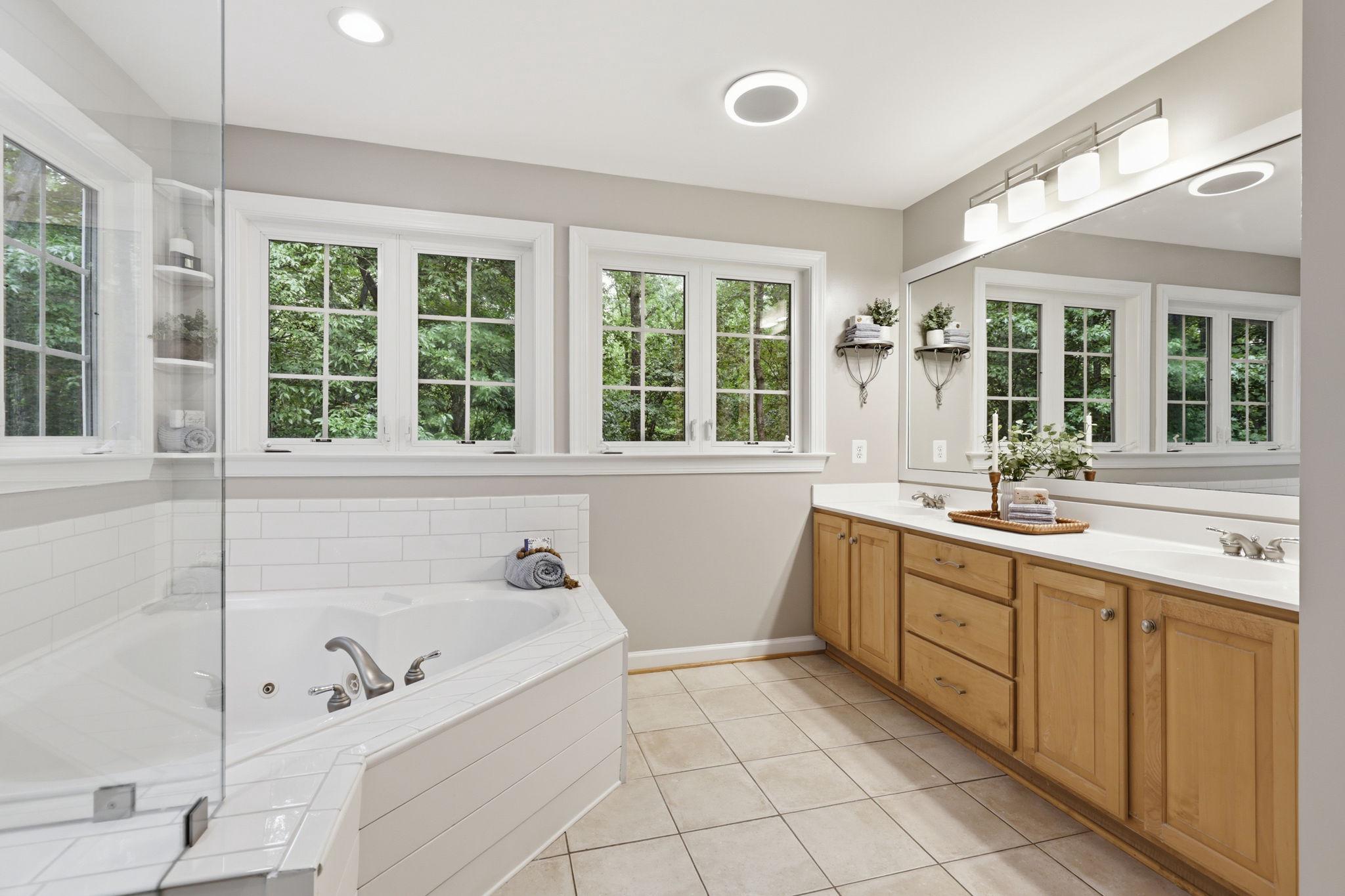 RIVER BEND - Residential