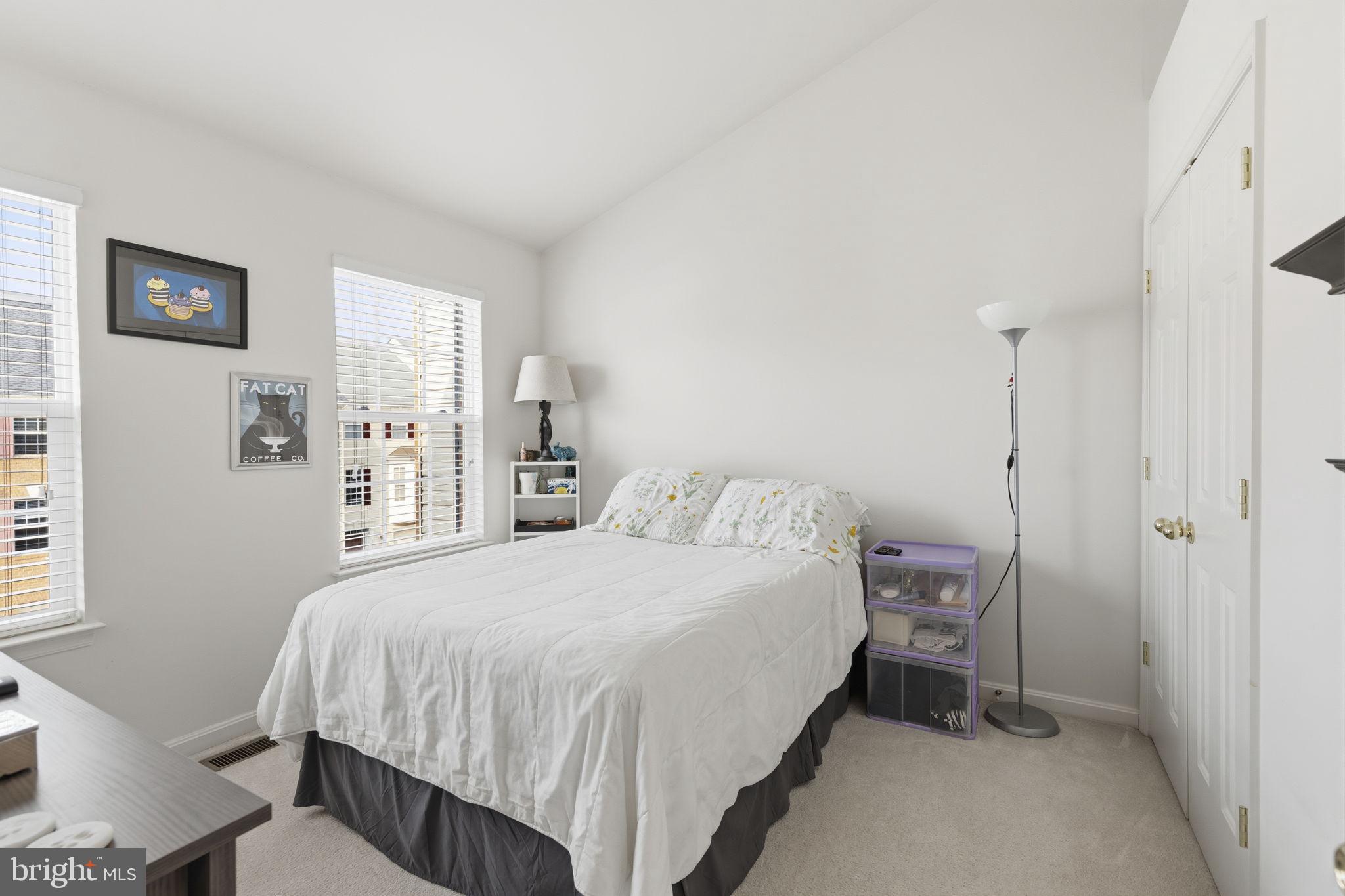 PINEY ORCHARD - Residential