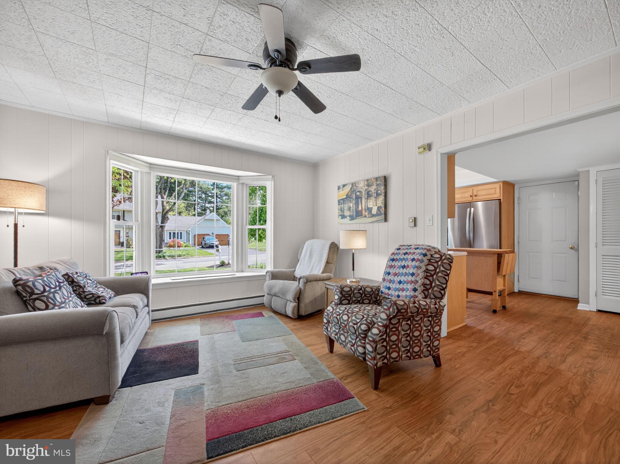 MEADOWBROOK - Residential
