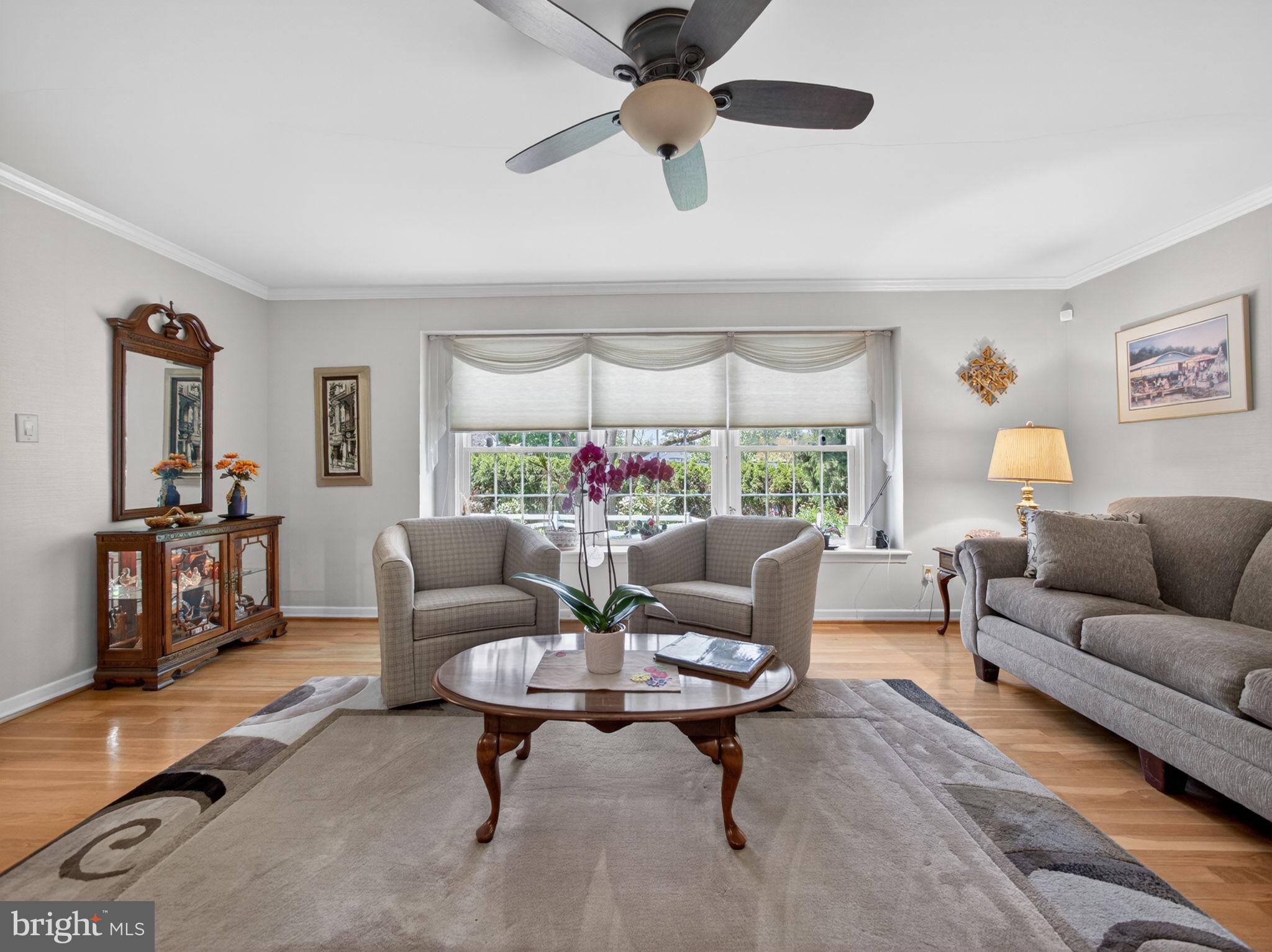 MEADOWBROOK - Residential