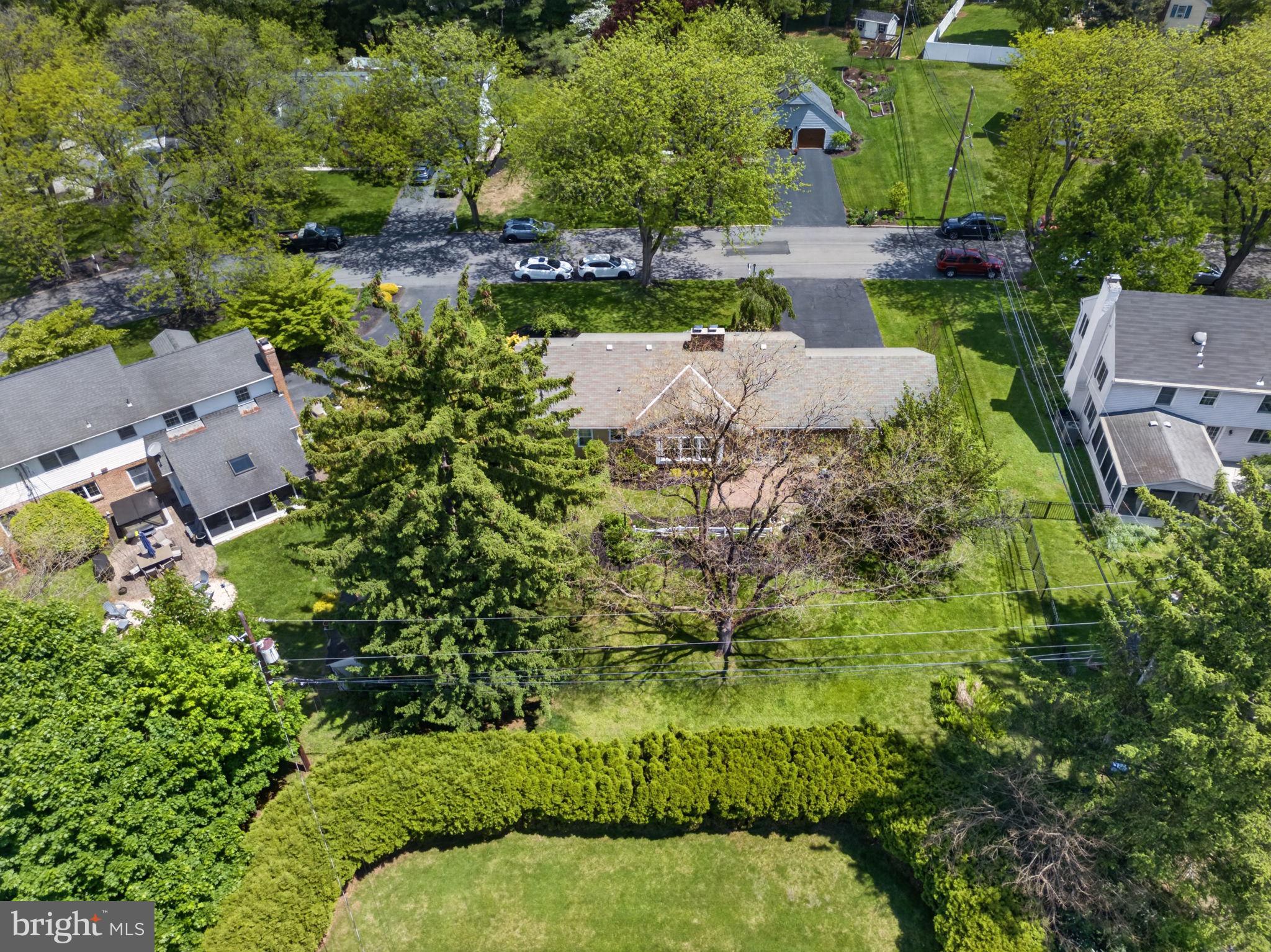 MEADOWBROOK - Residential
