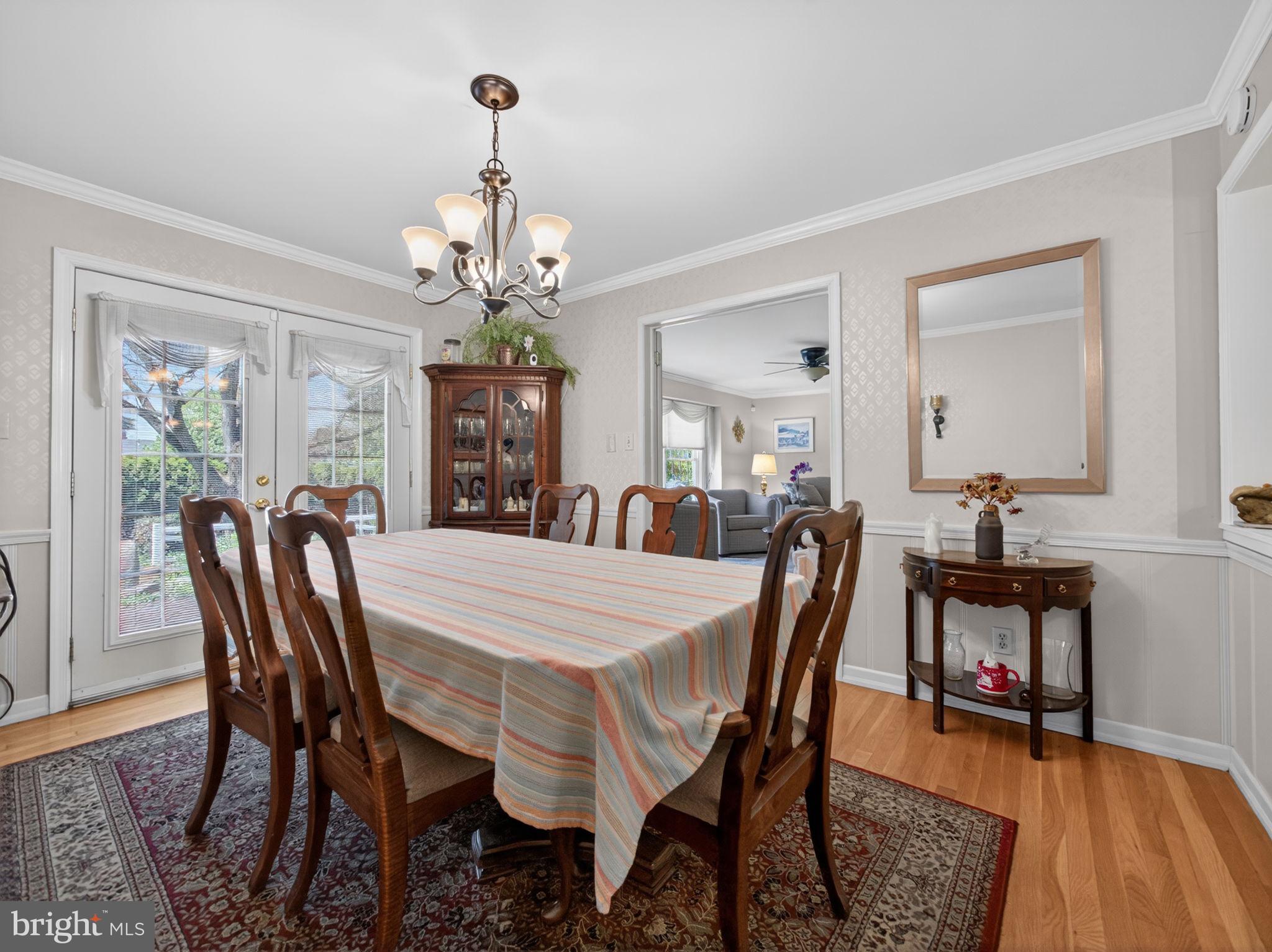 MEADOWBROOK - Residential