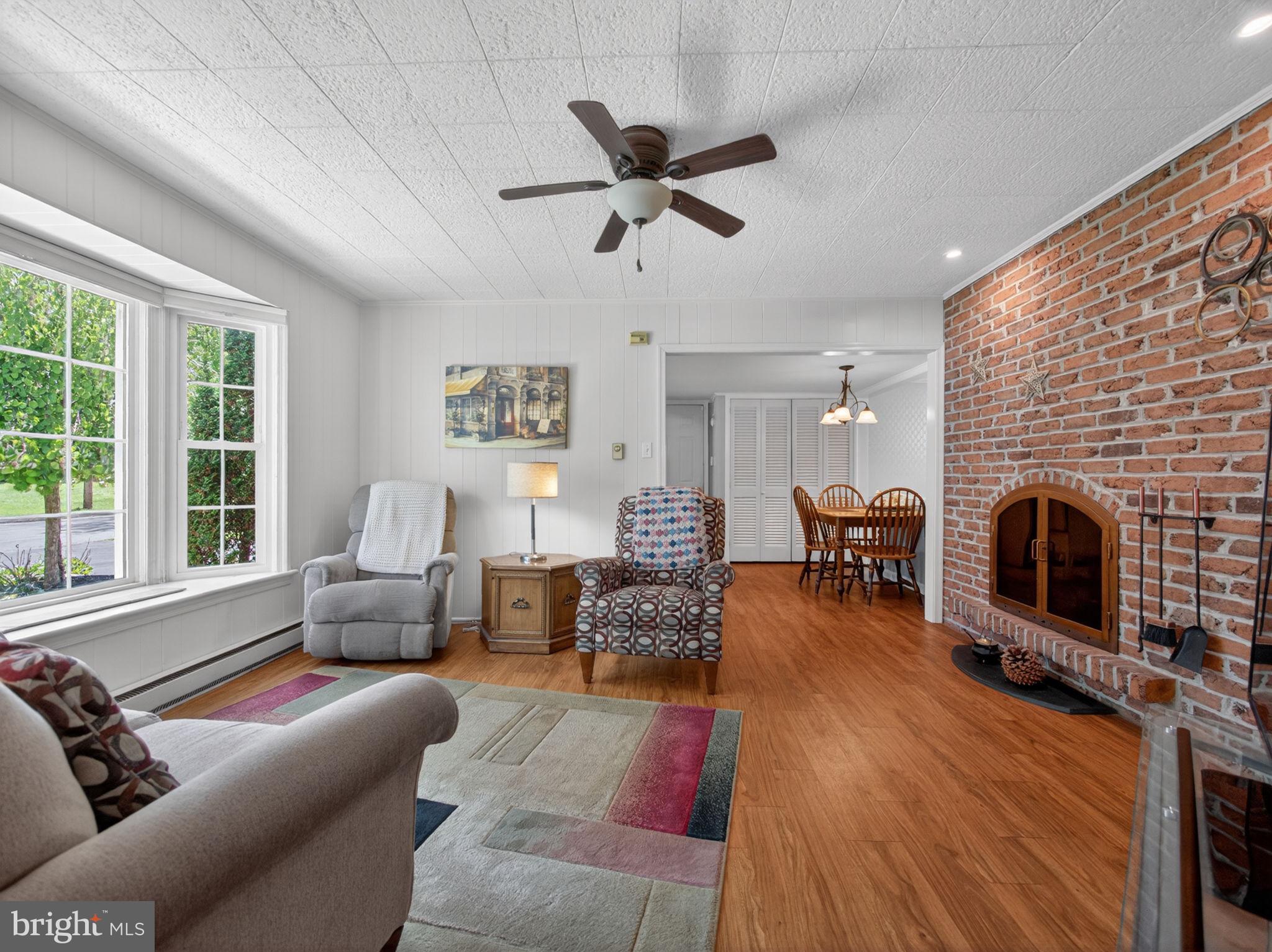 MEADOWBROOK - Residential