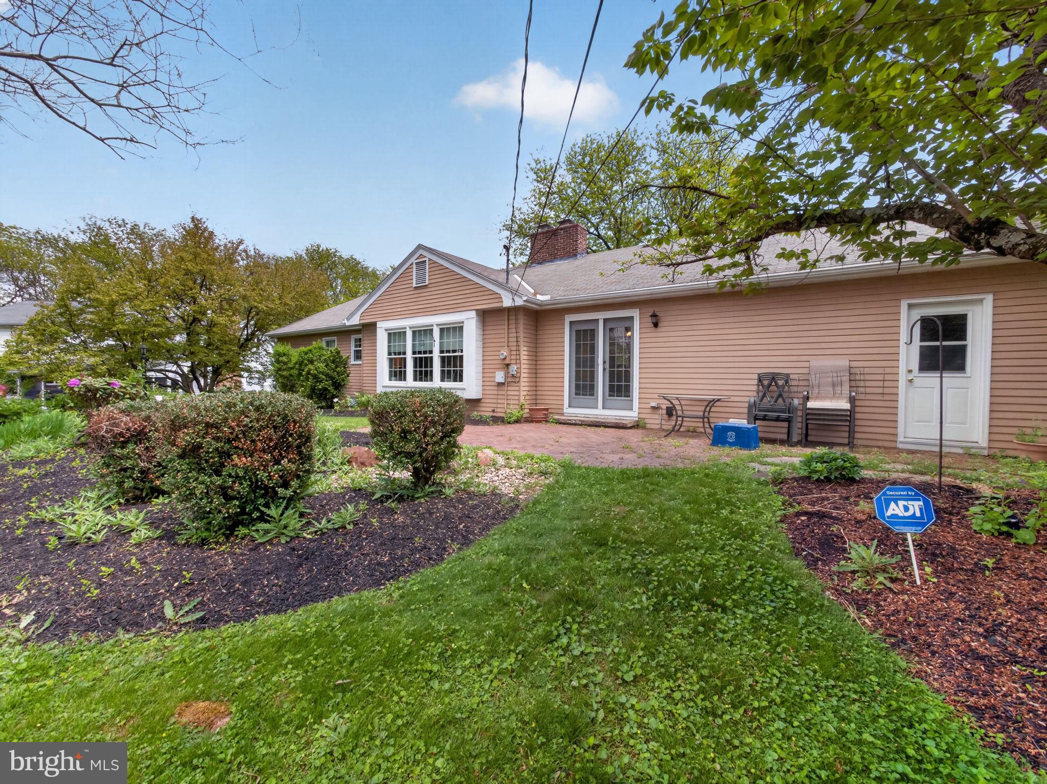 MEADOWBROOK - Residential