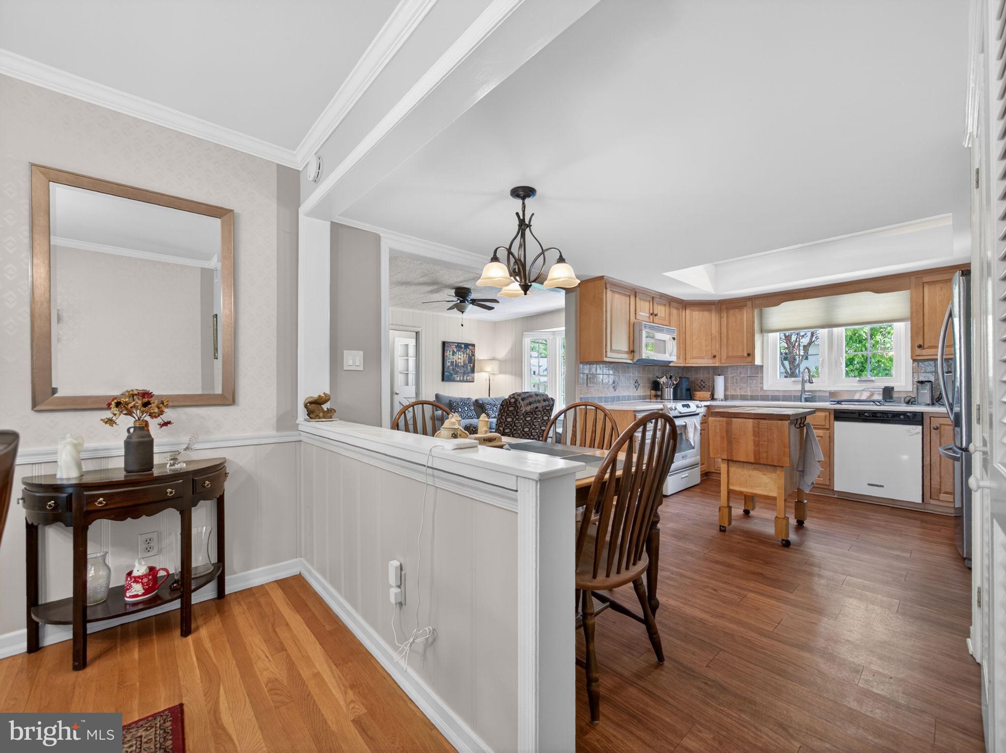 MEADOWBROOK - Residential