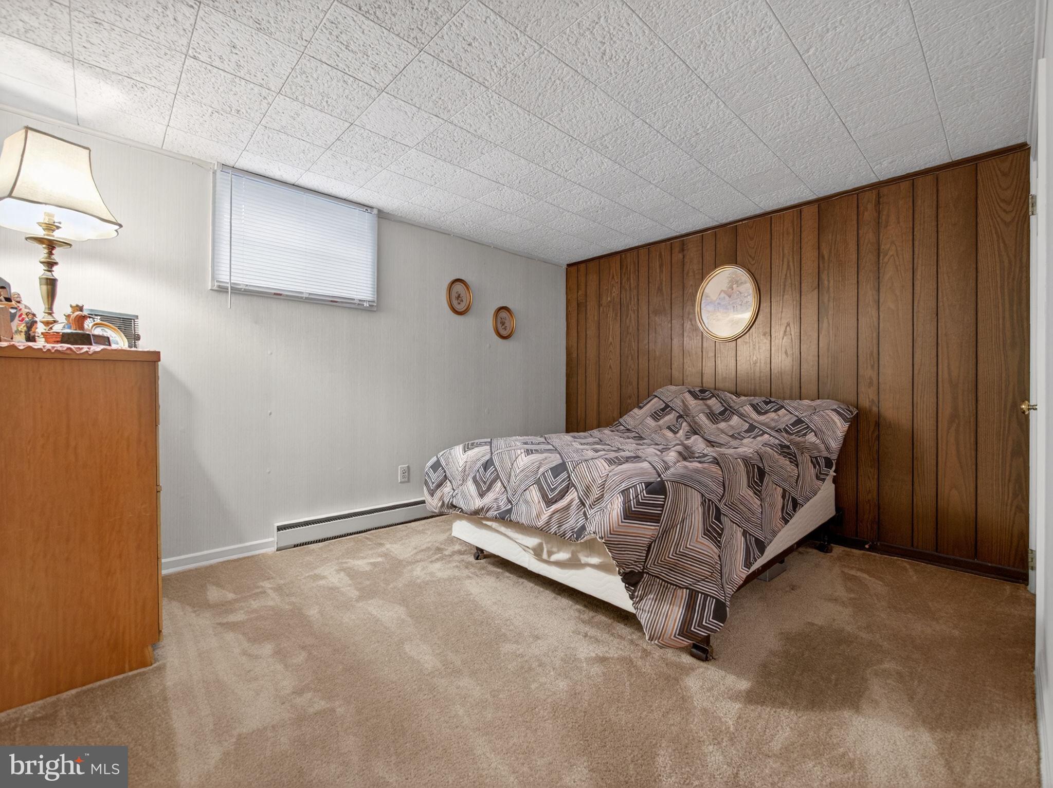 MEADOWBROOK - Residential