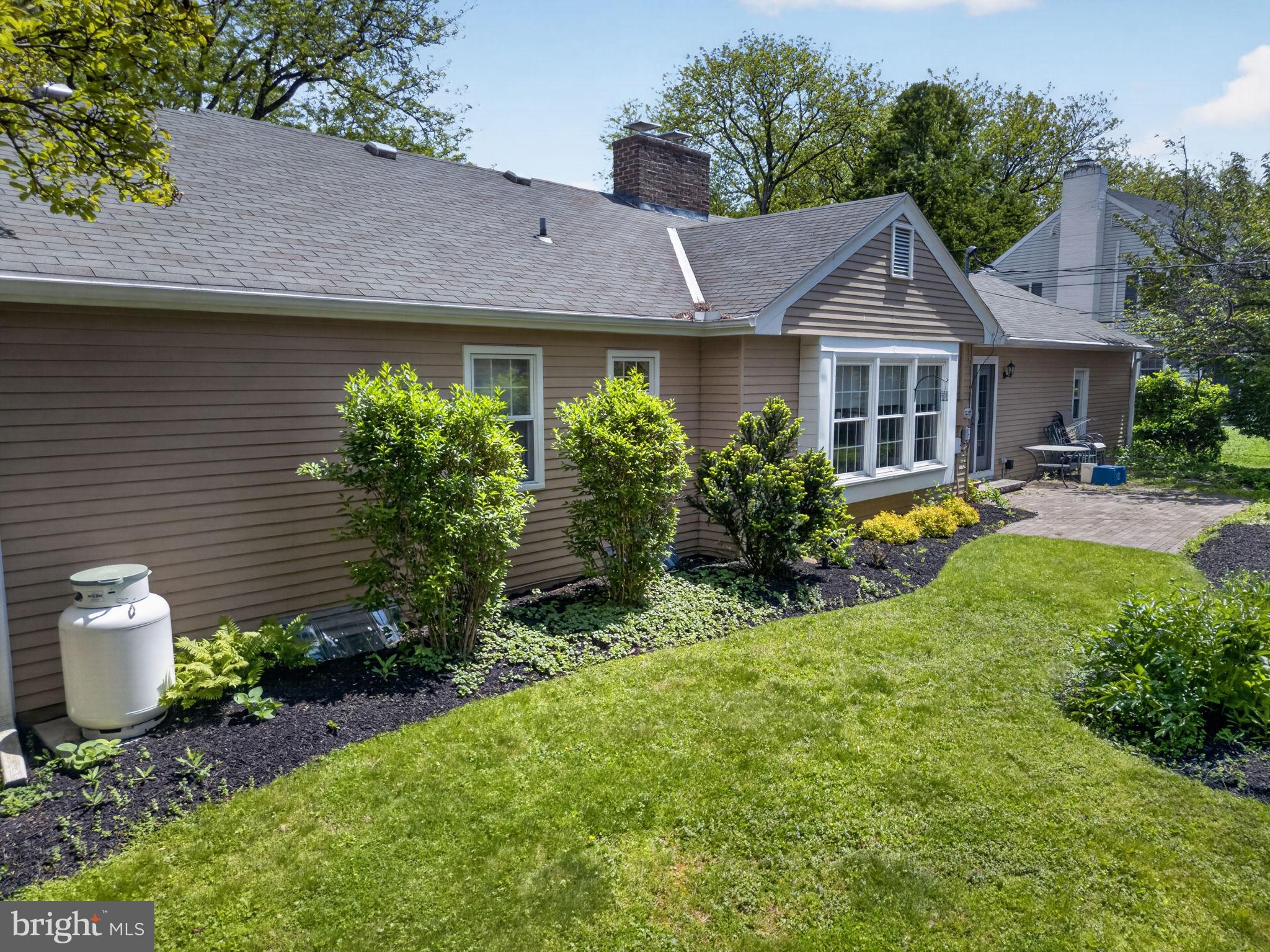 MEADOWBROOK - Residential