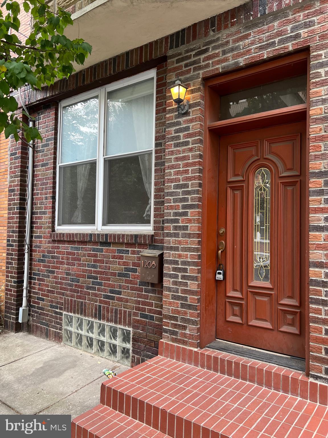 PASSYUNK SQUARE - Residential Lease
