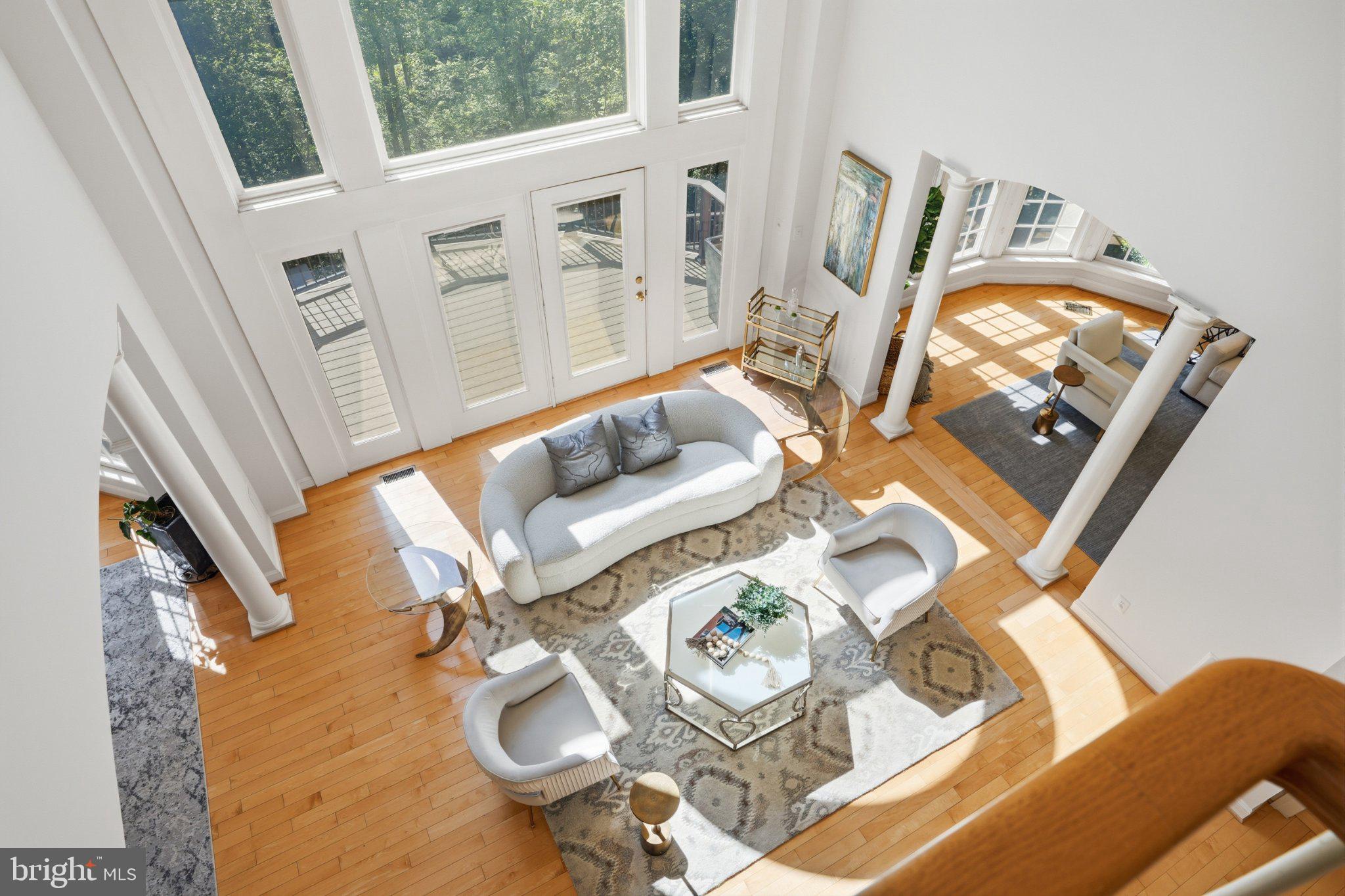 MCLEAN FALLS AT CHINQUAP - Residential