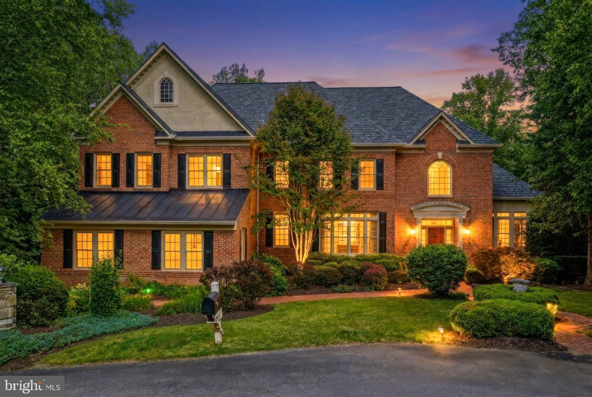 MCLEAN FALLS AT CHINQUAP - Residential