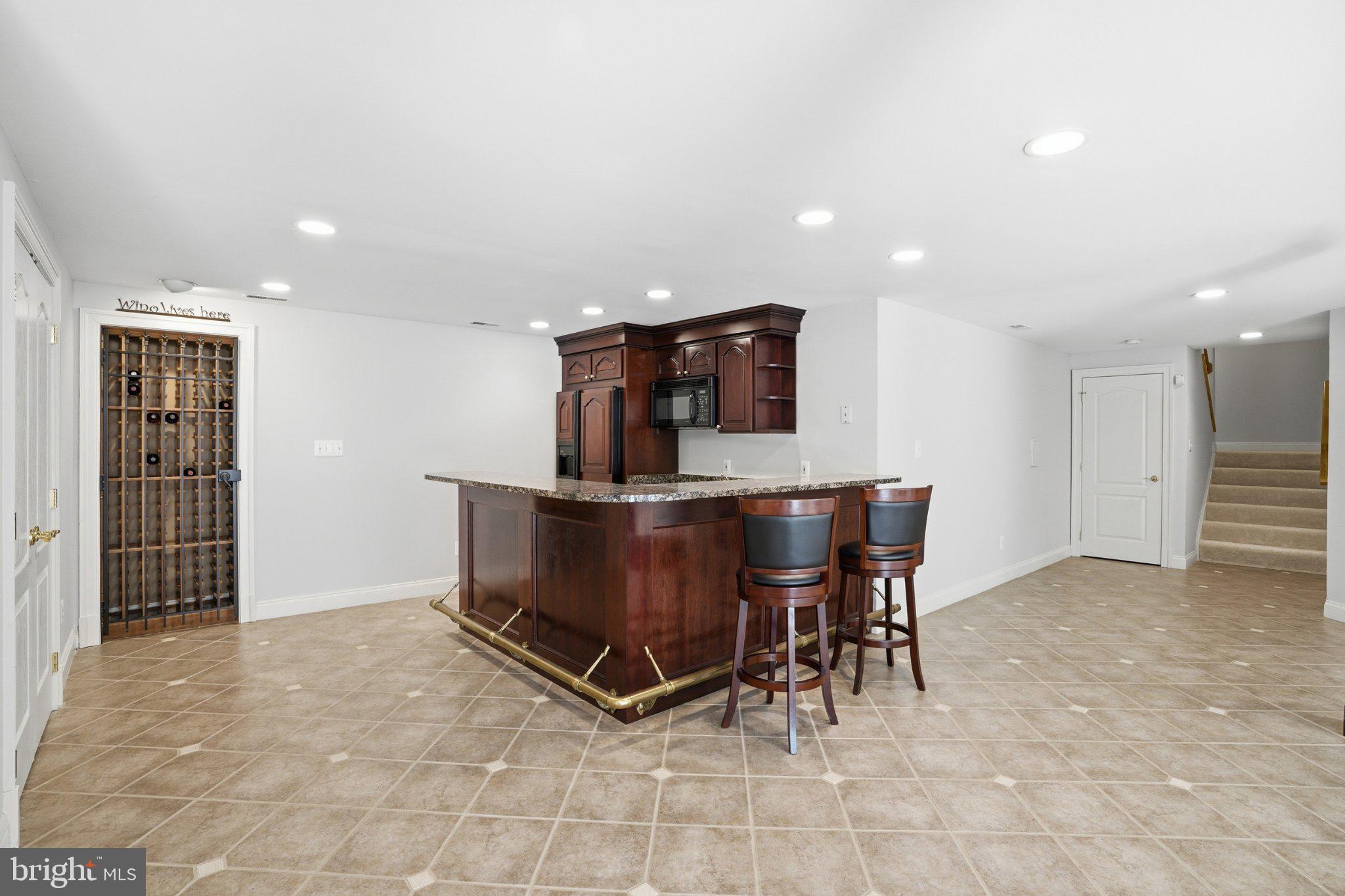 MCLEAN FALLS AT CHINQUAP - Residential