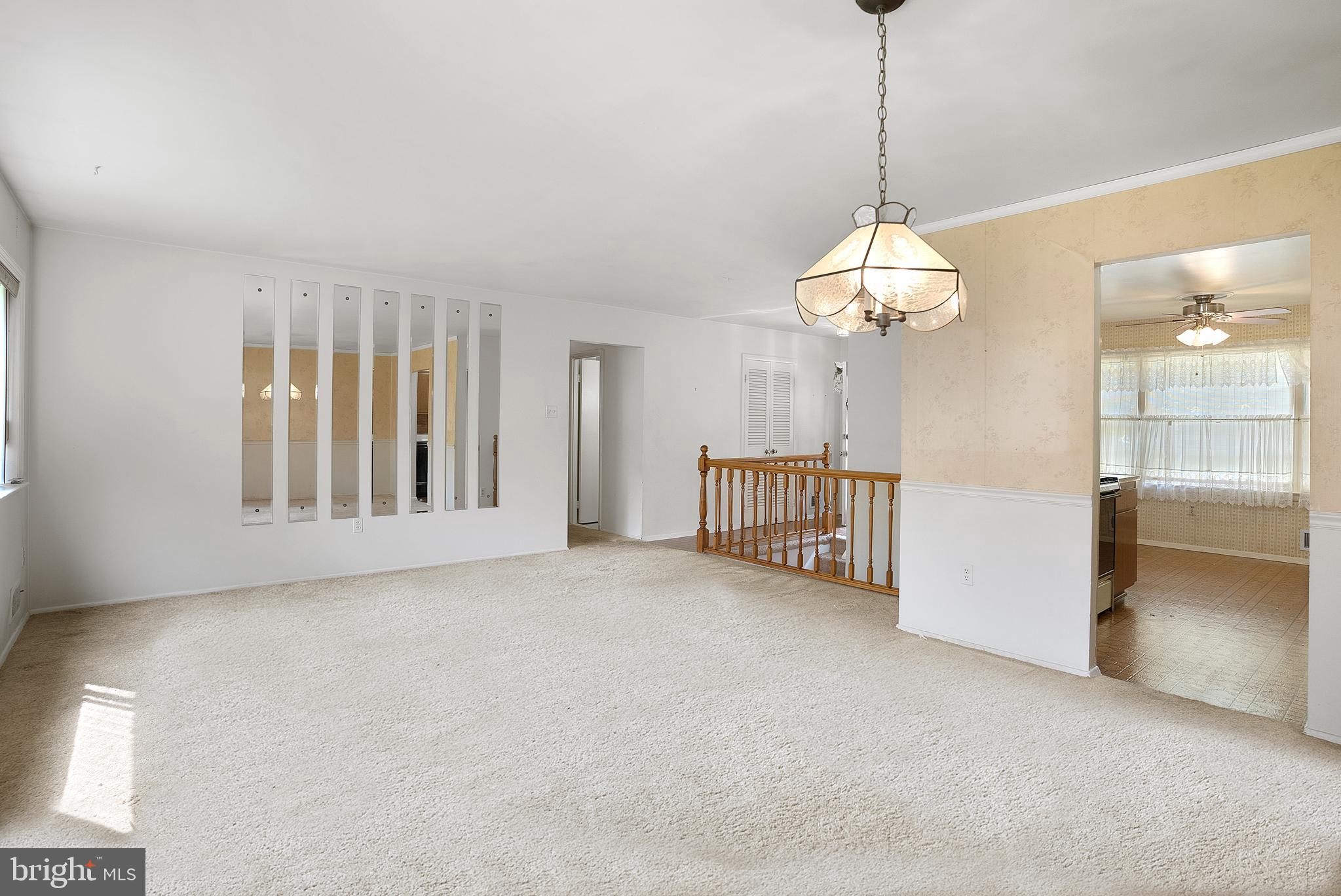 MANOR WOODS - Residential