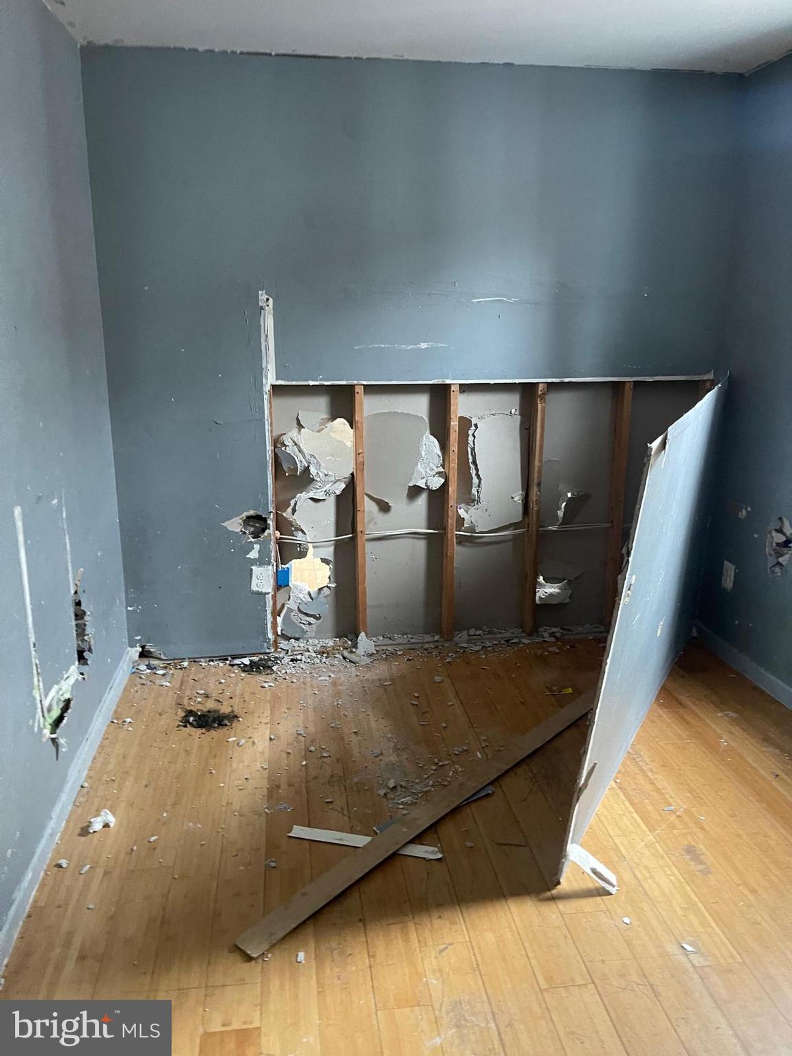 PHILADELPHIA - Residential