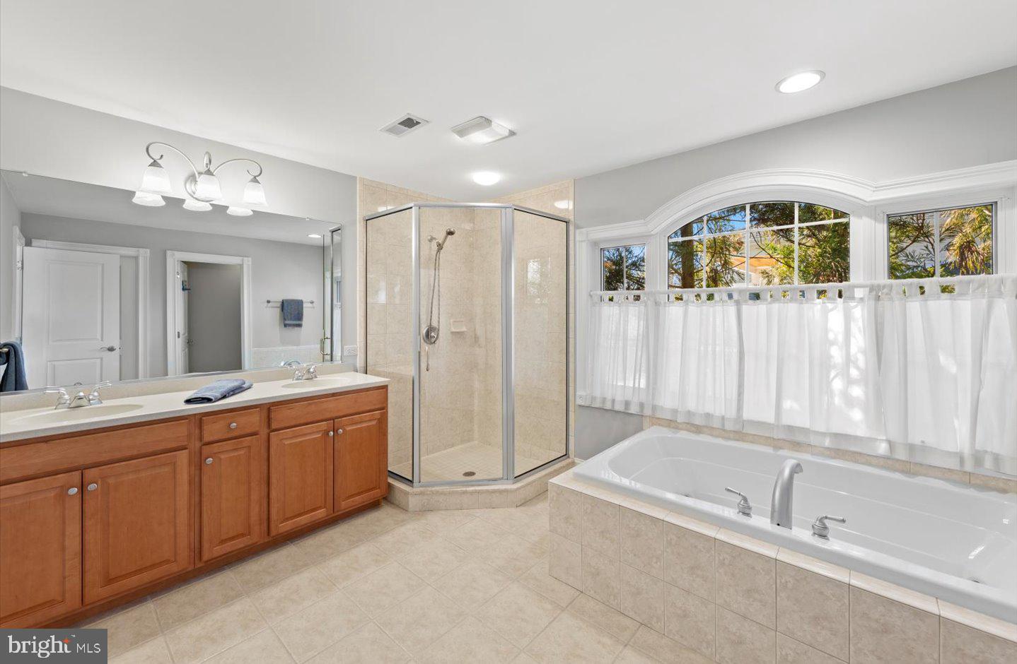REHOBOTH BEACH YACHT AND CC - Residential