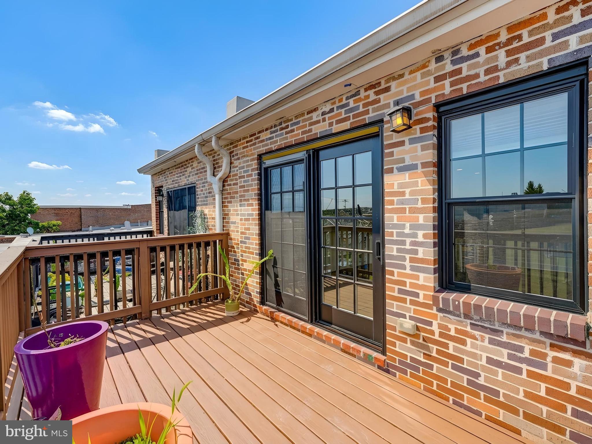 BUTCHERS HILL - Residential