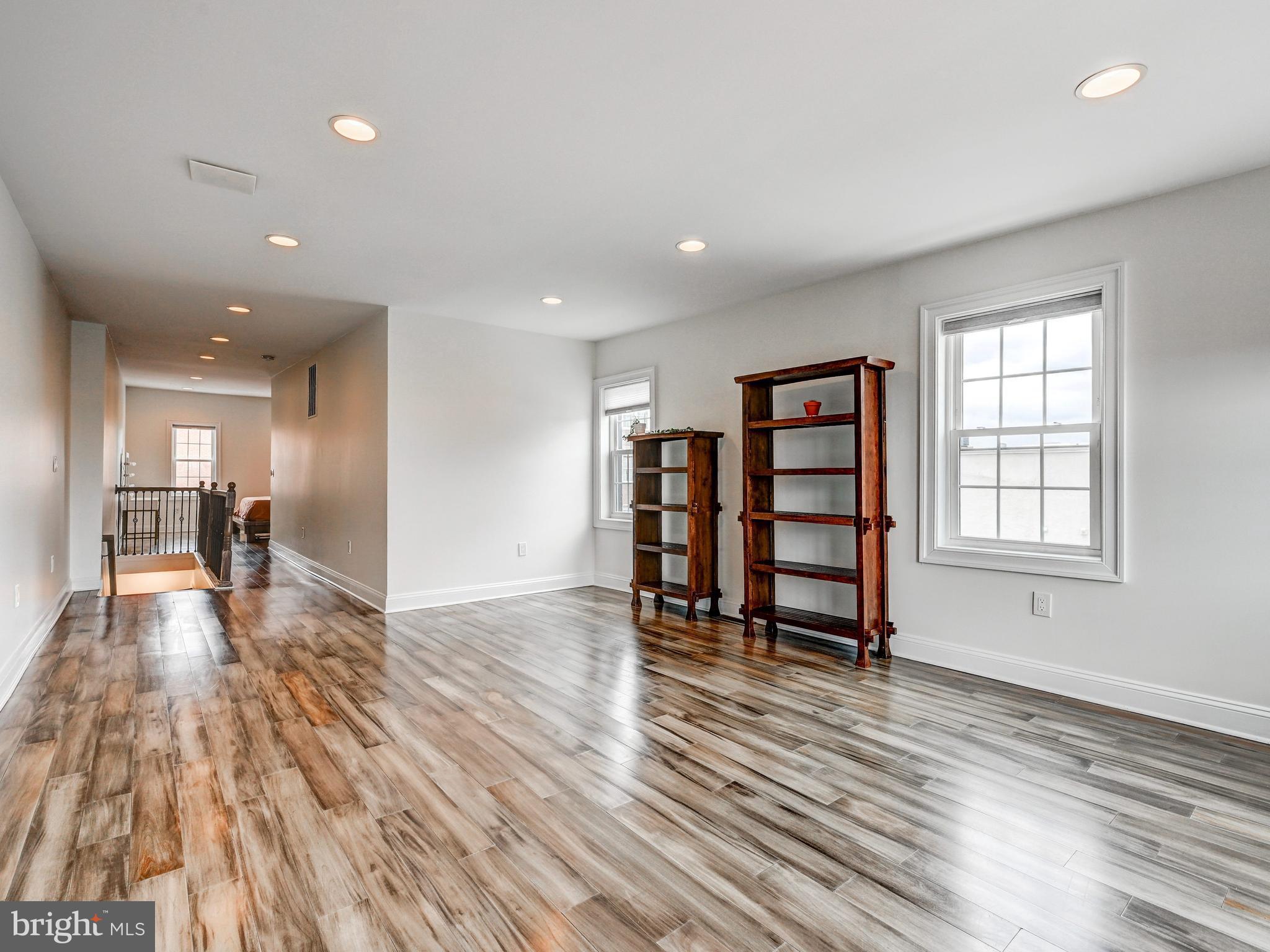 BUTCHERS HILL - Residential