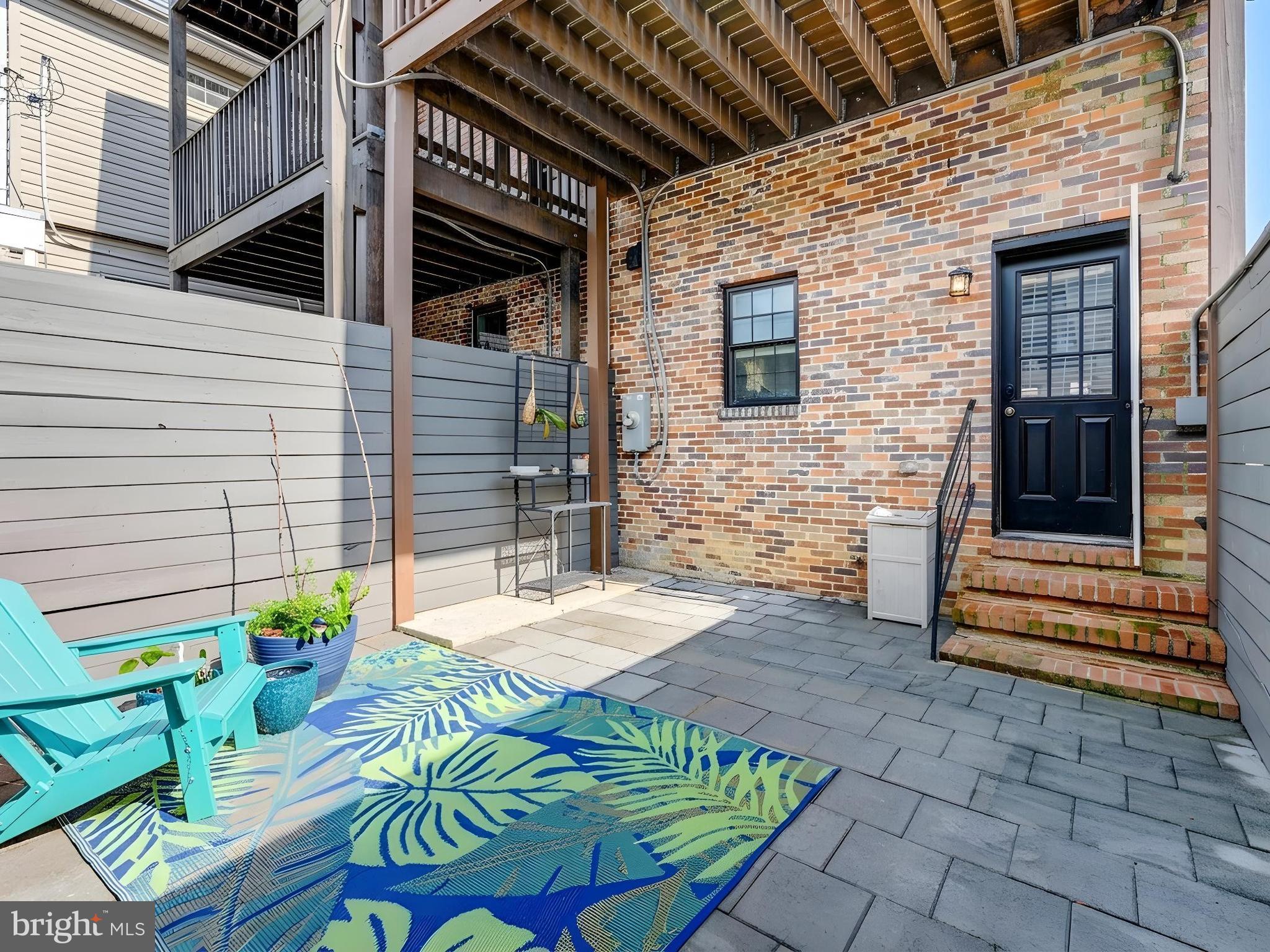 BUTCHERS HILL - Residential