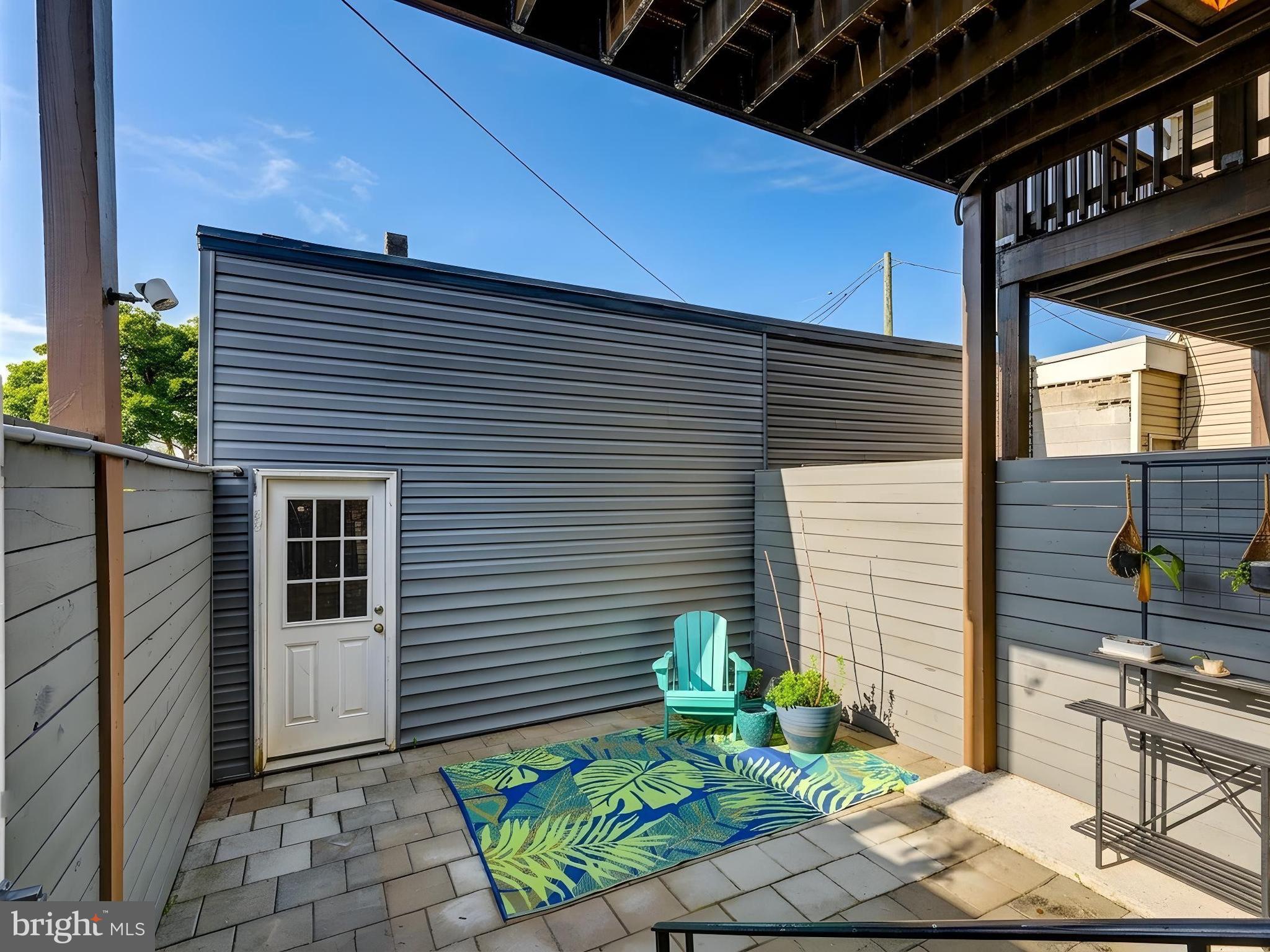 BUTCHERS HILL - Residential