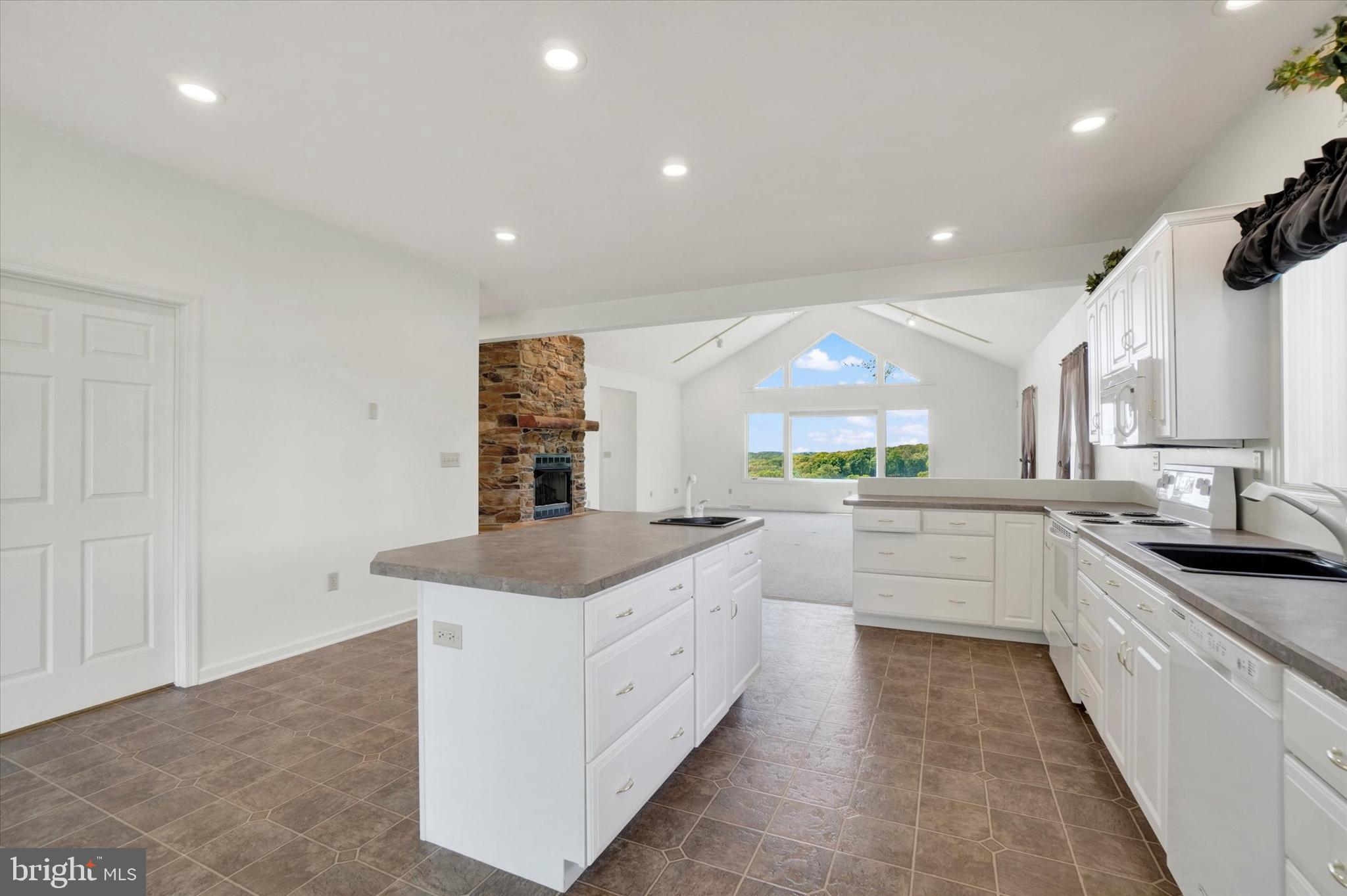 NORTH HOPEWELL TWP - Residential