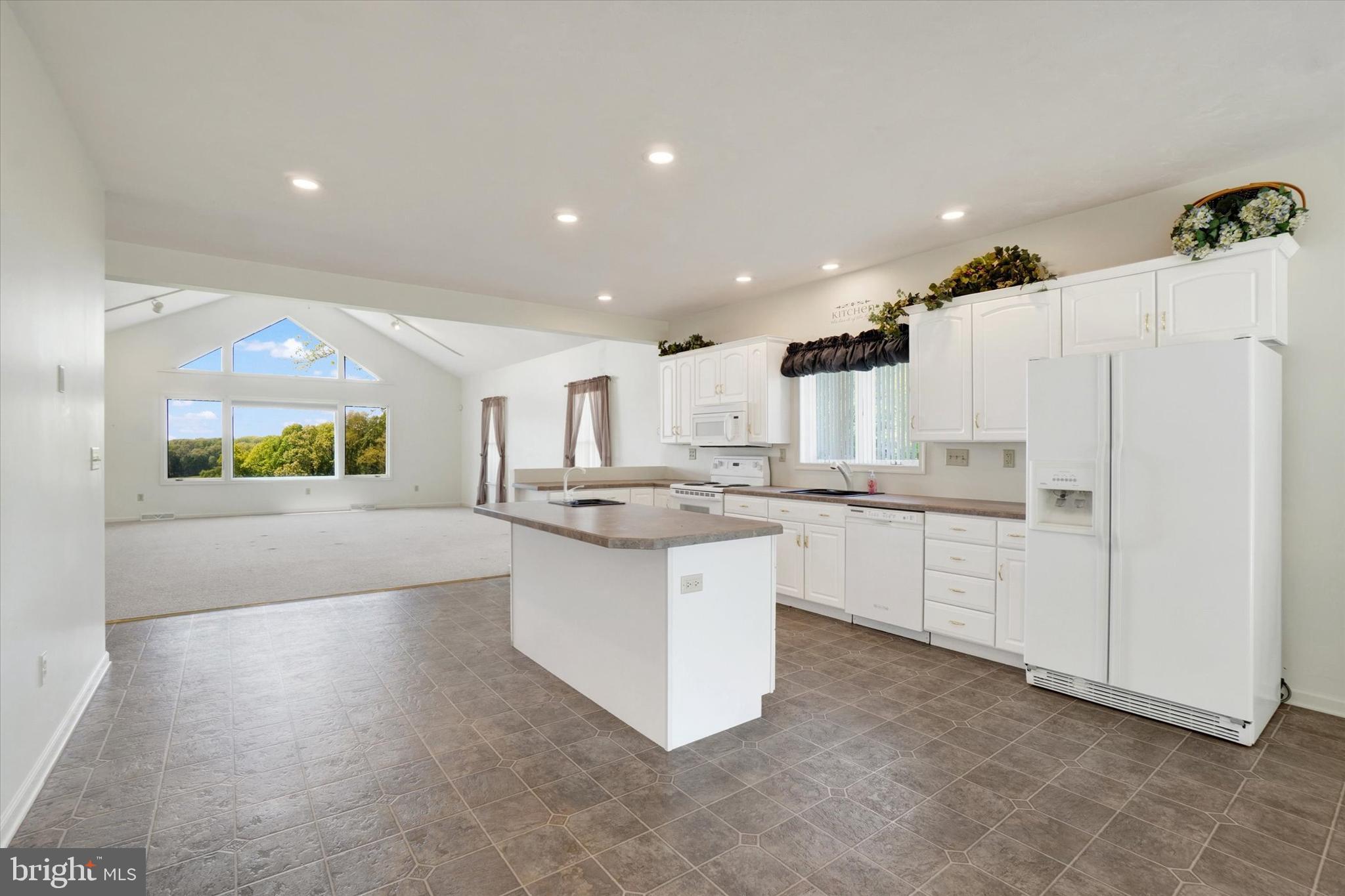 NORTH HOPEWELL TWP - Residential