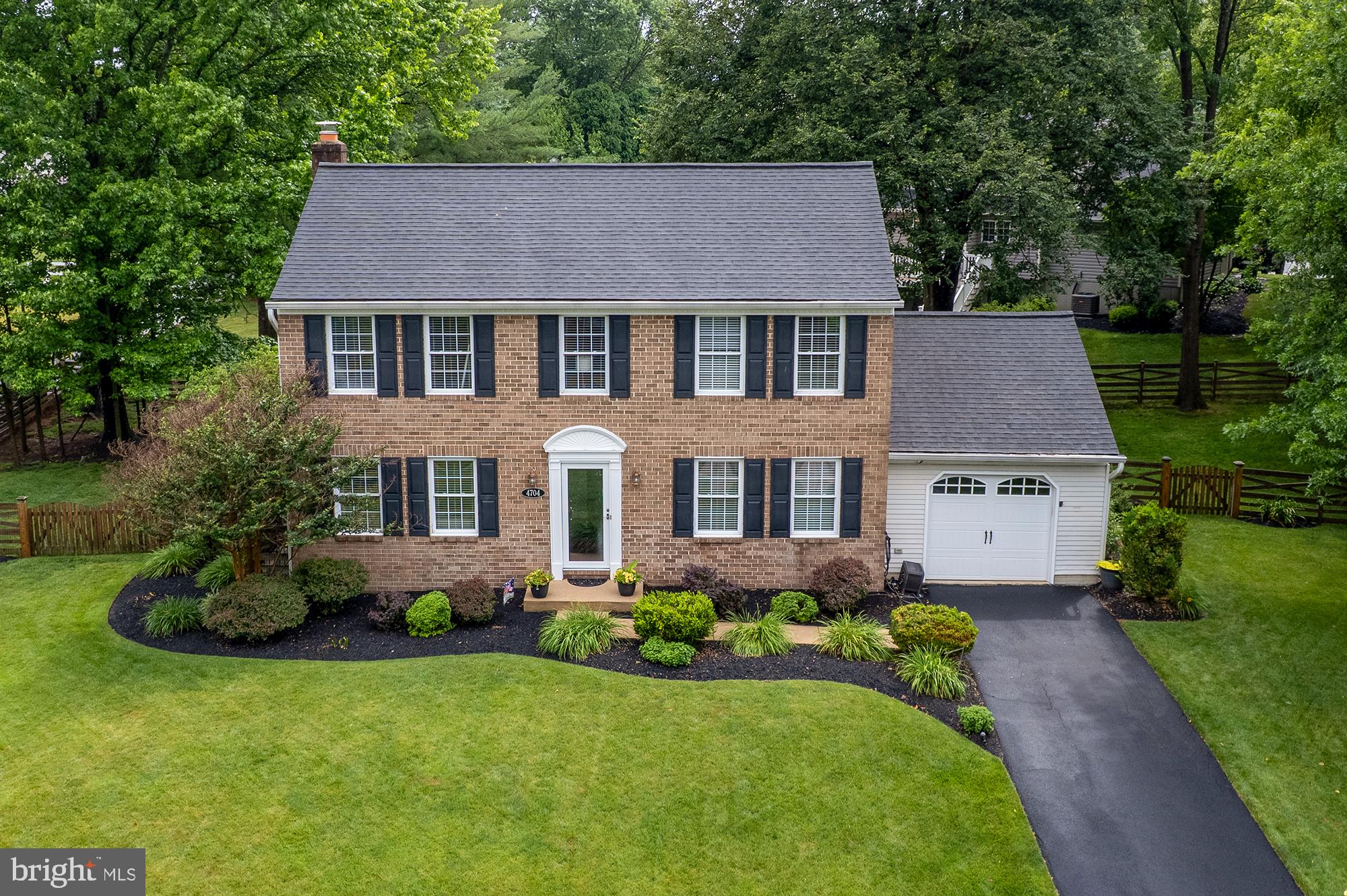 BRAMPTON HILLS - Residential