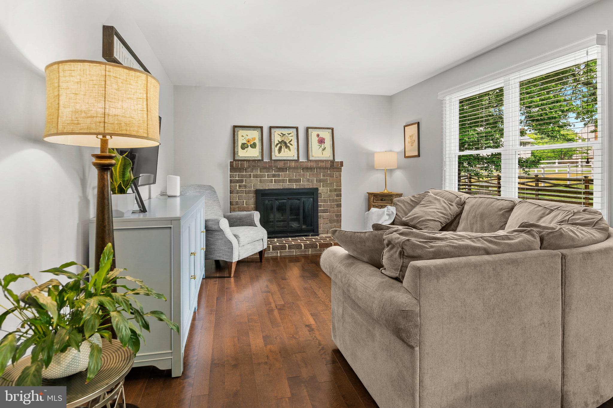 BRAMPTON HILLS - Residential