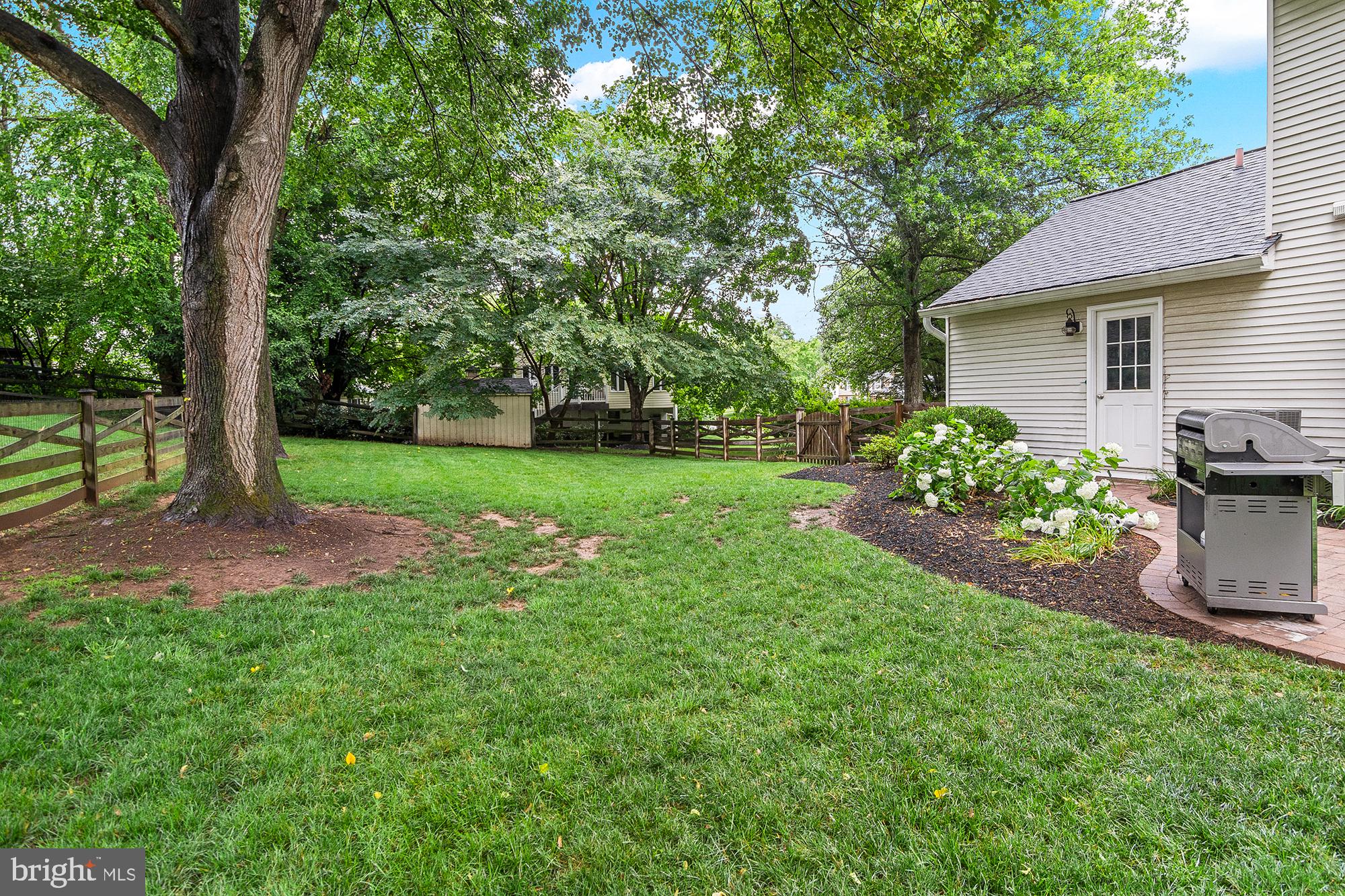 BRAMPTON HILLS - Residential