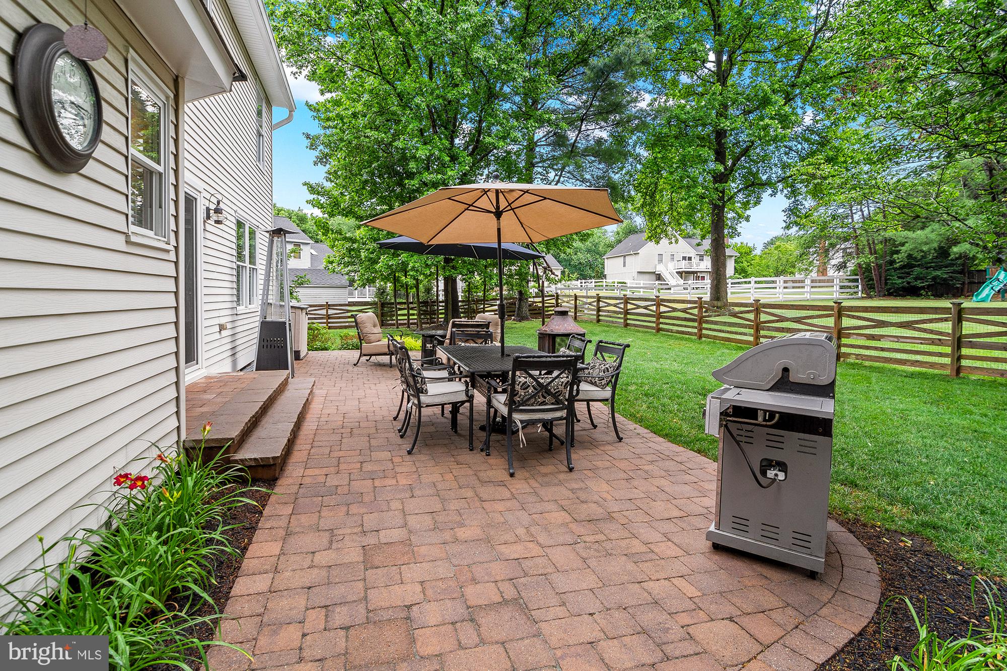 BRAMPTON HILLS - Residential