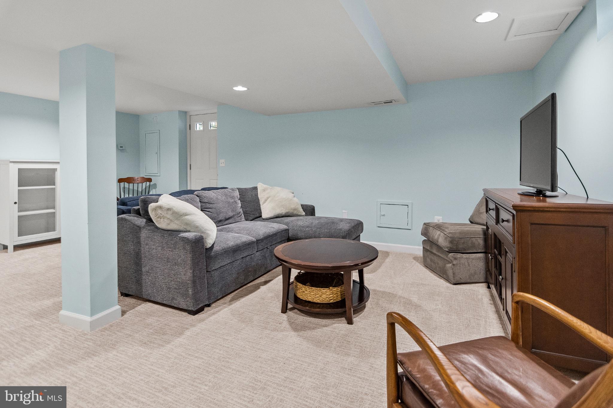 BRAMPTON HILLS - Residential