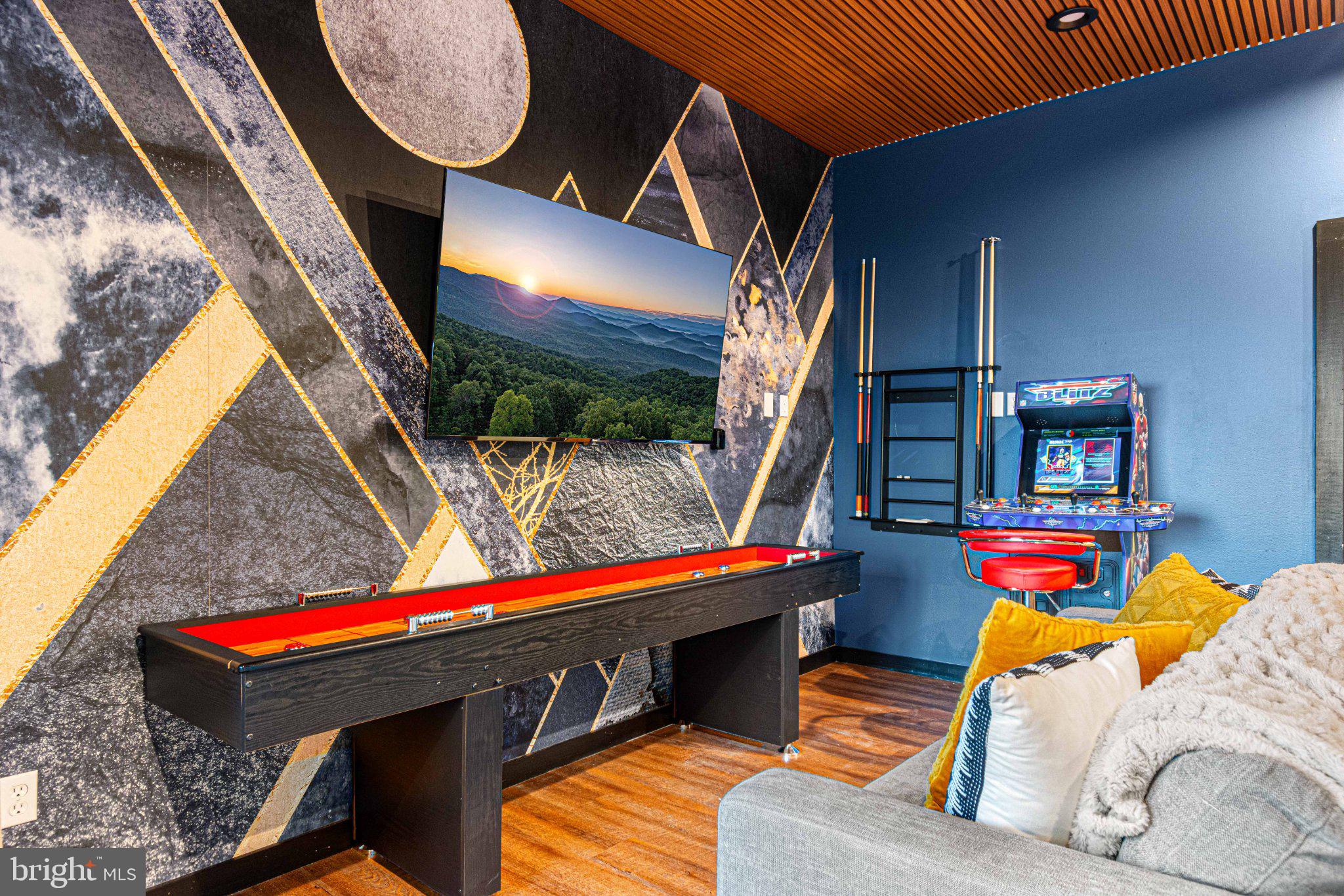 MASSANUTTEN - Residential