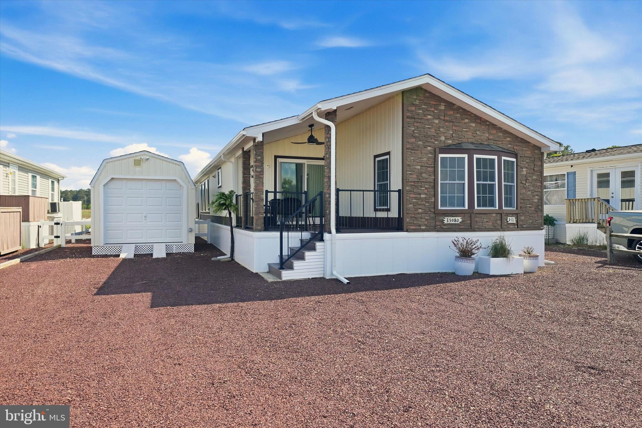 WEST BAY PARK - Residential