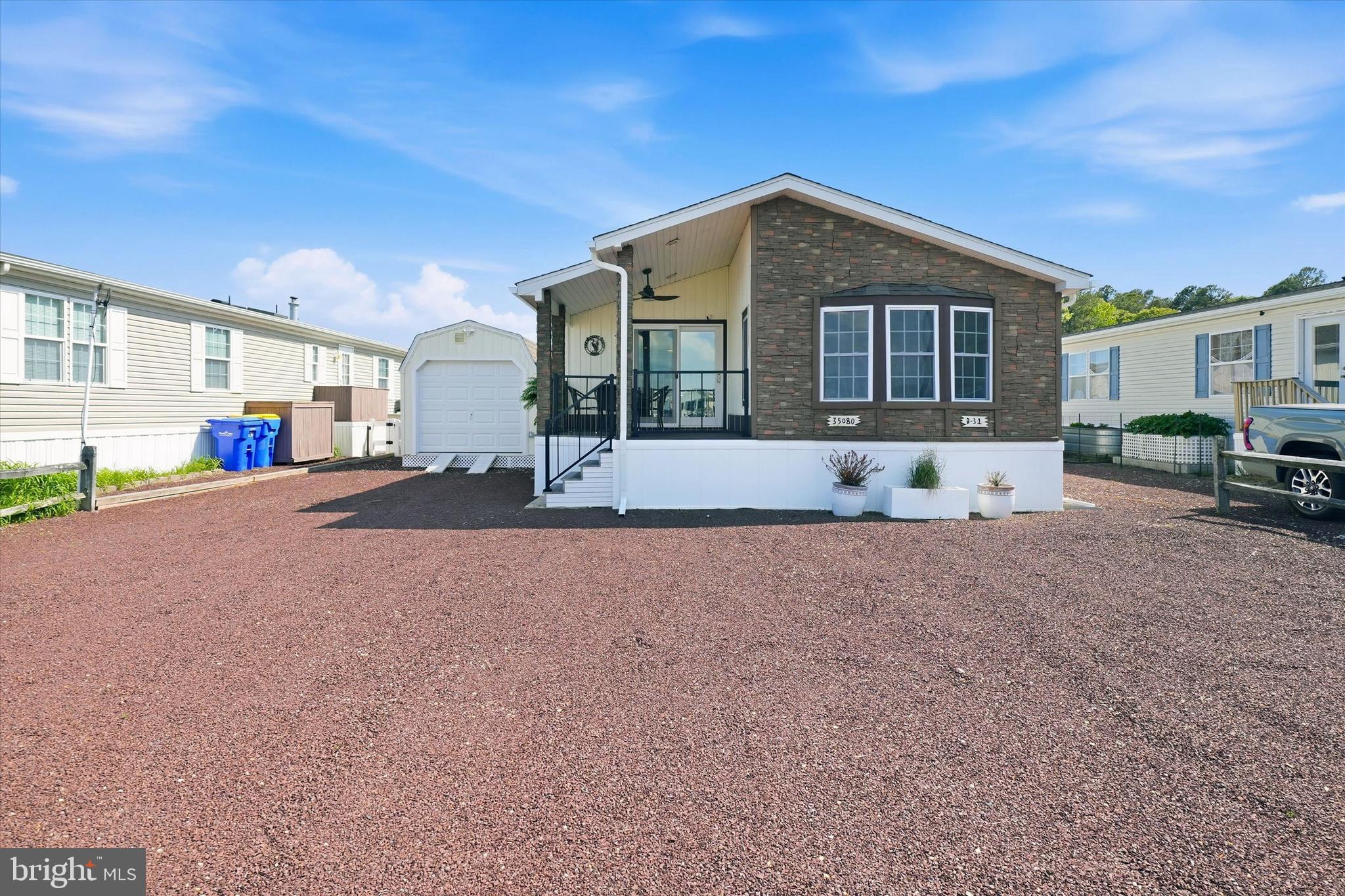 WEST BAY PARK - Residential