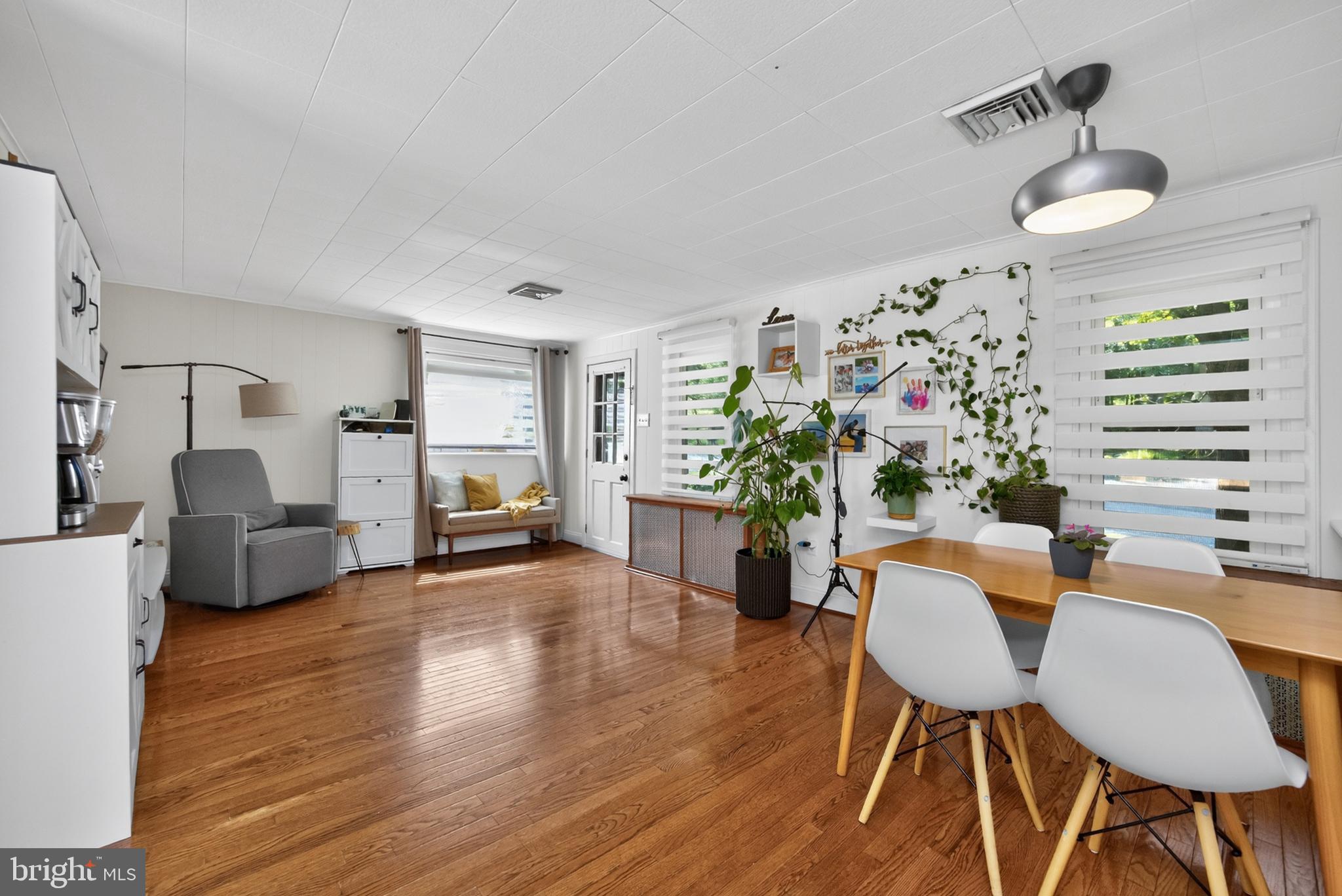 SPRING MOUNT - Residential