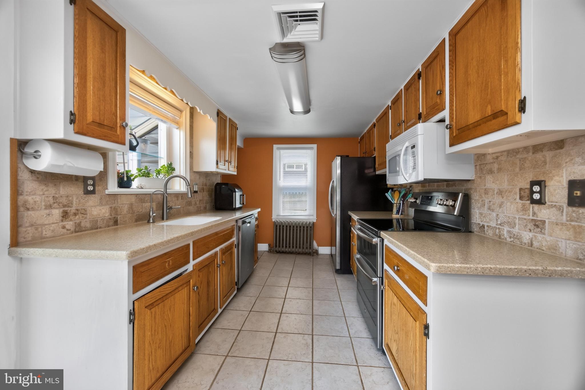 SPRING MOUNT - Residential