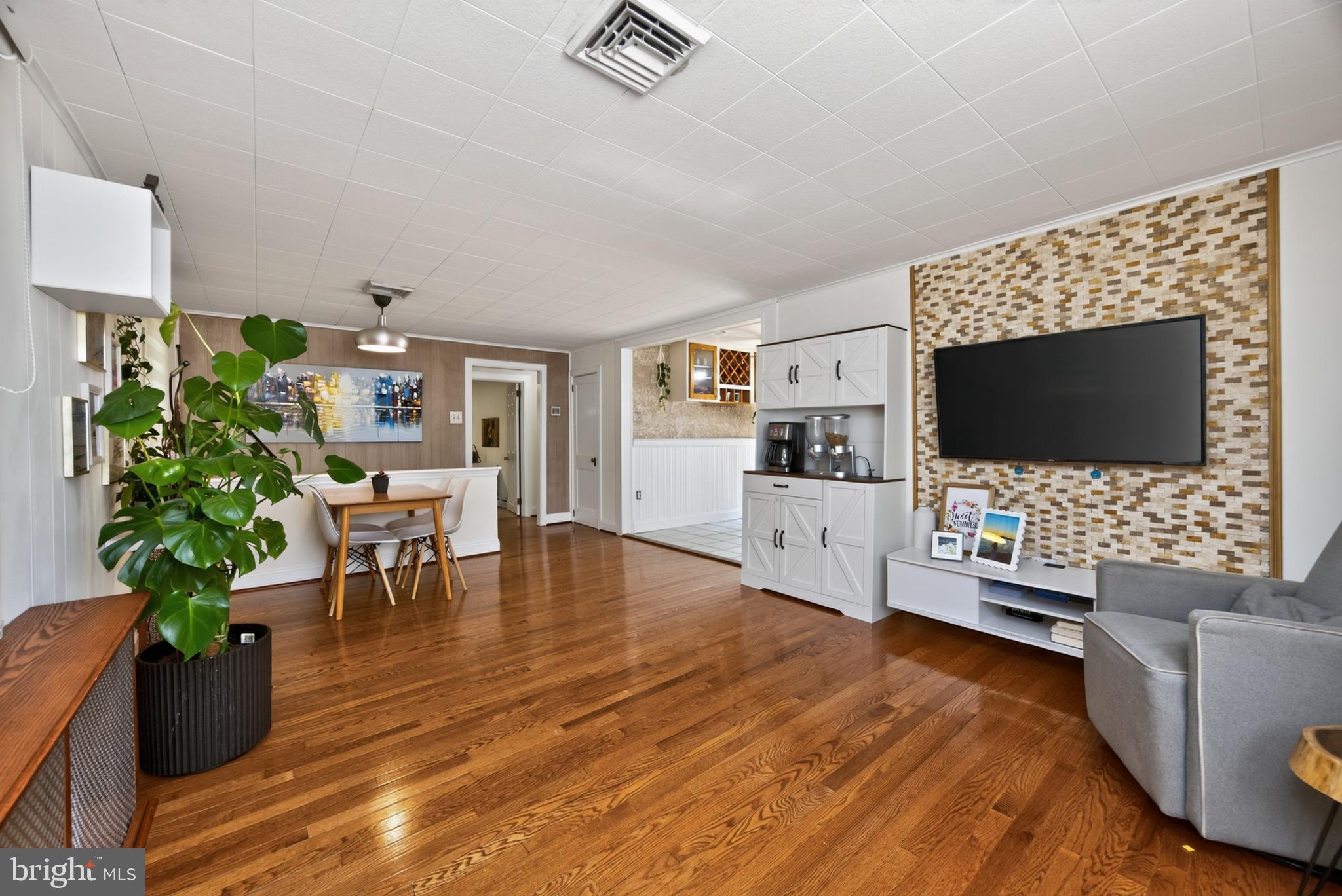 SPRING MOUNT - Residential