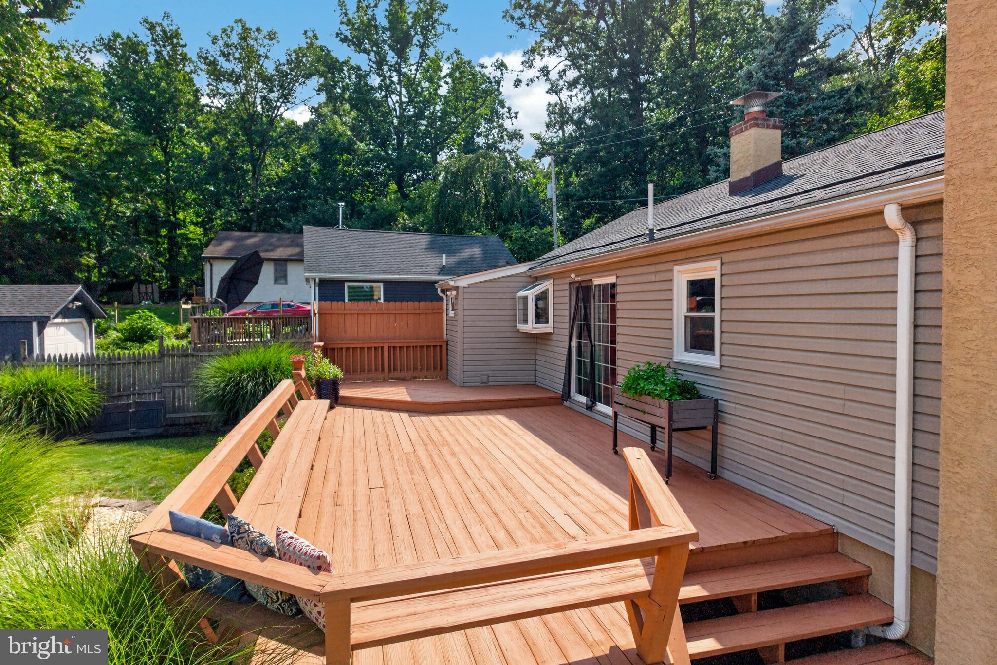 SPRING MOUNT - Residential