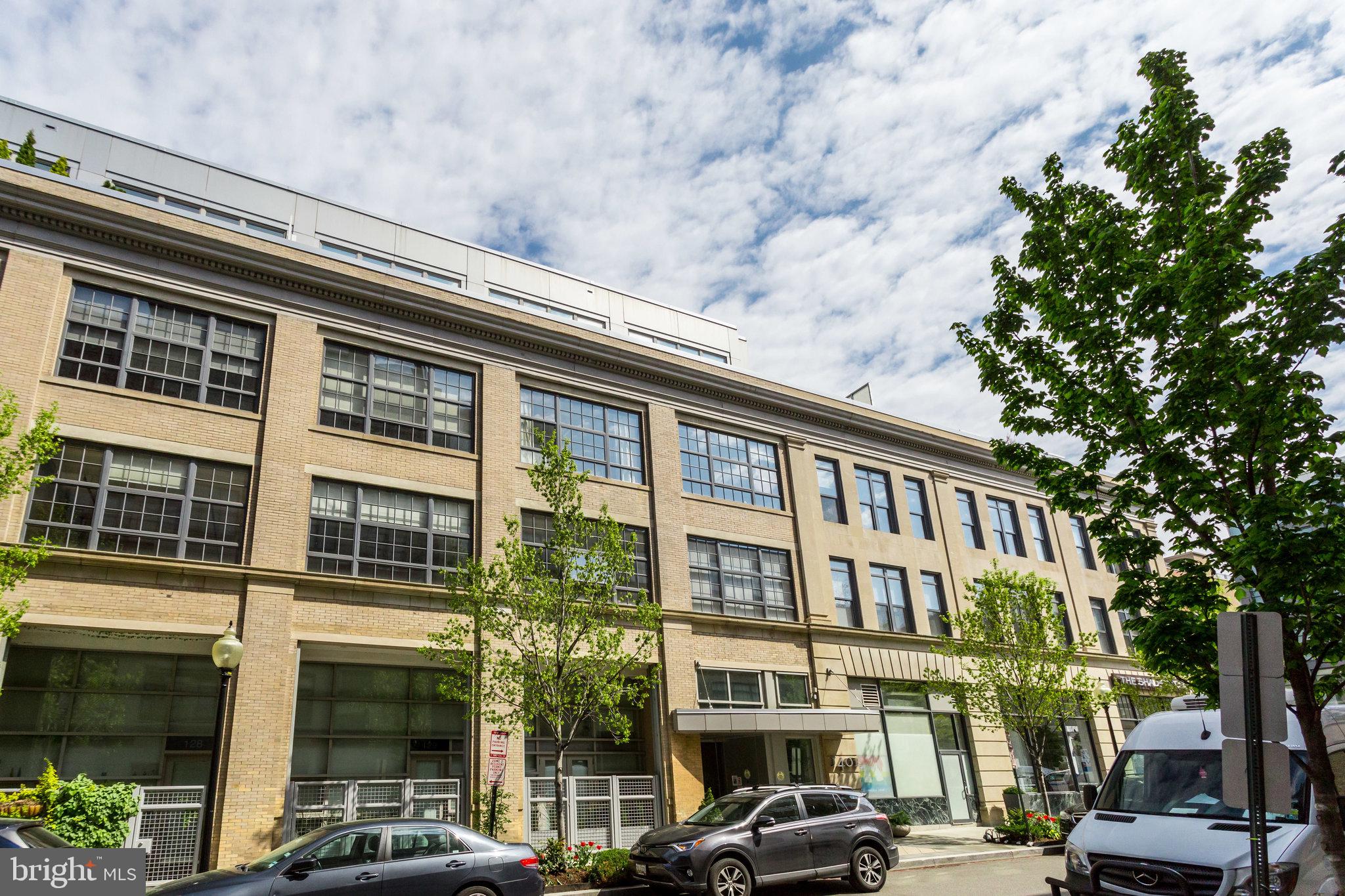 LOGAN CIRCLE - Residential