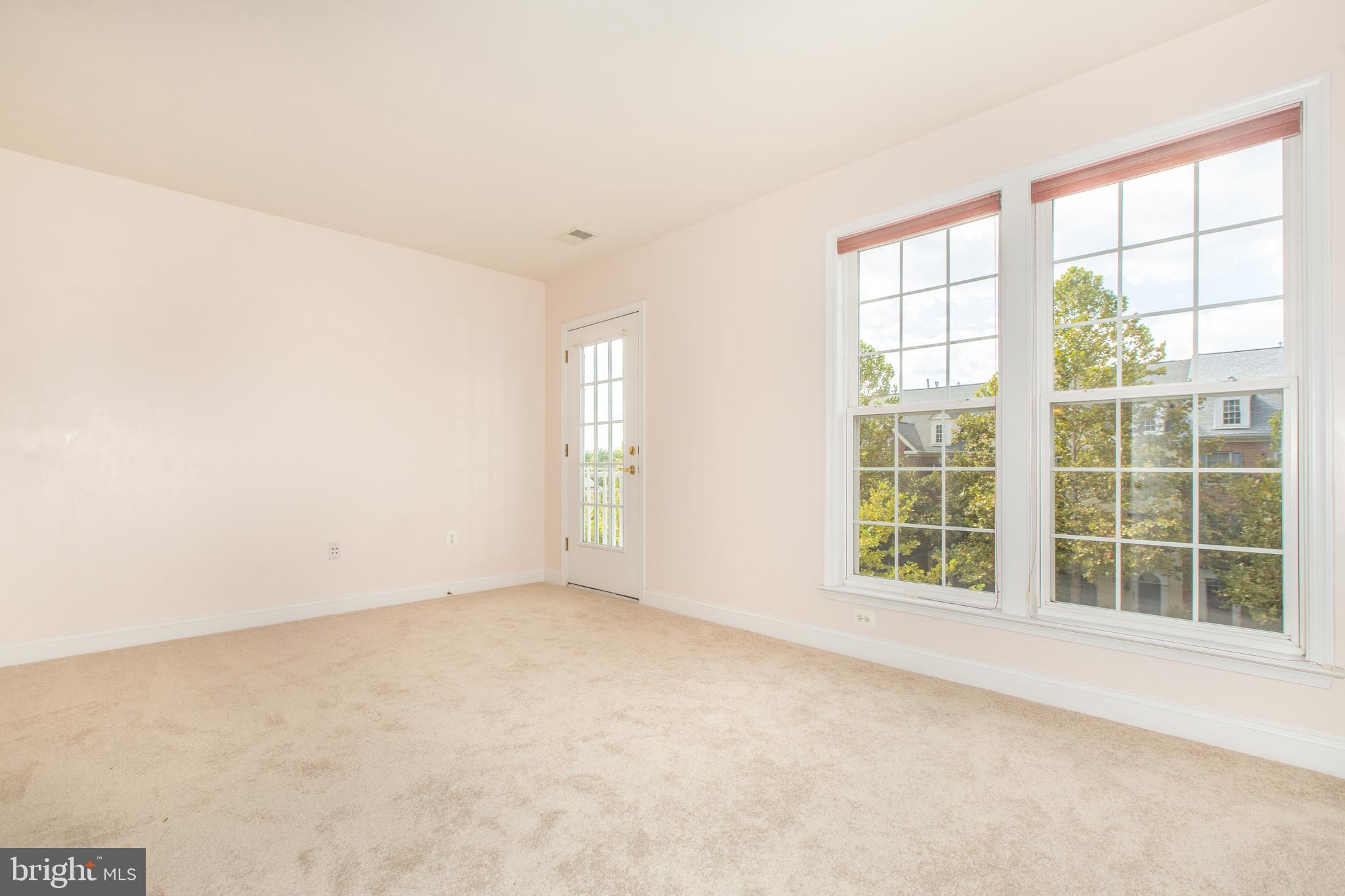 KING FARM IRVINGTON - Residential Lease