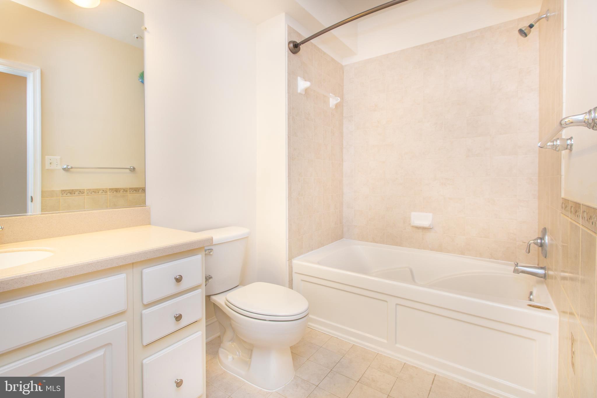 KING FARM IRVINGTON - Residential Lease