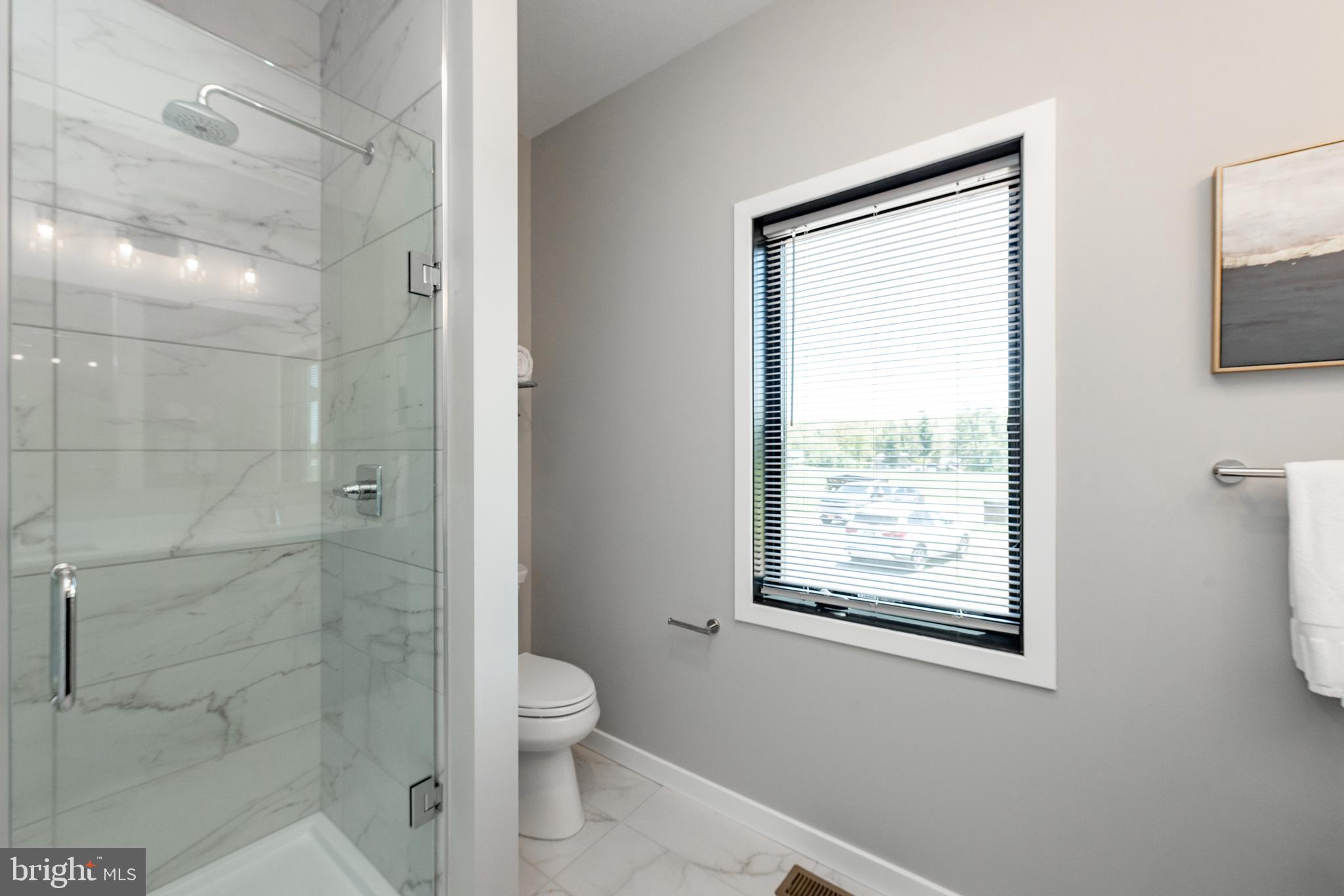 MISTY MEADOWS WTFRNT GRN - Residential