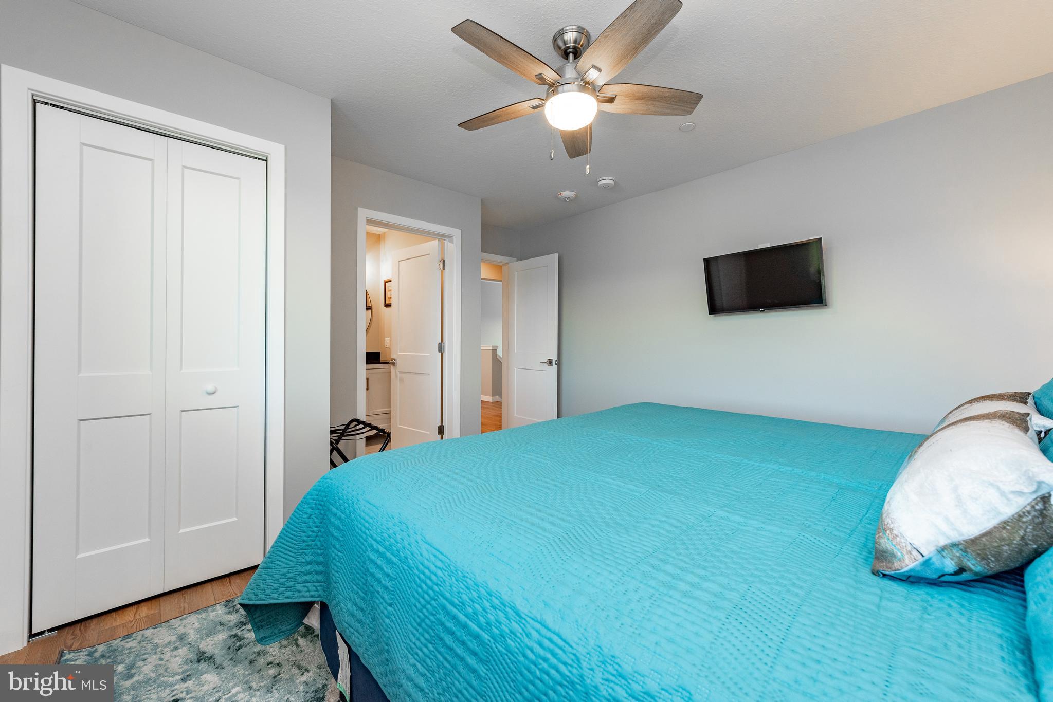 MISTY MEADOWS WTFRNT GRN - Residential