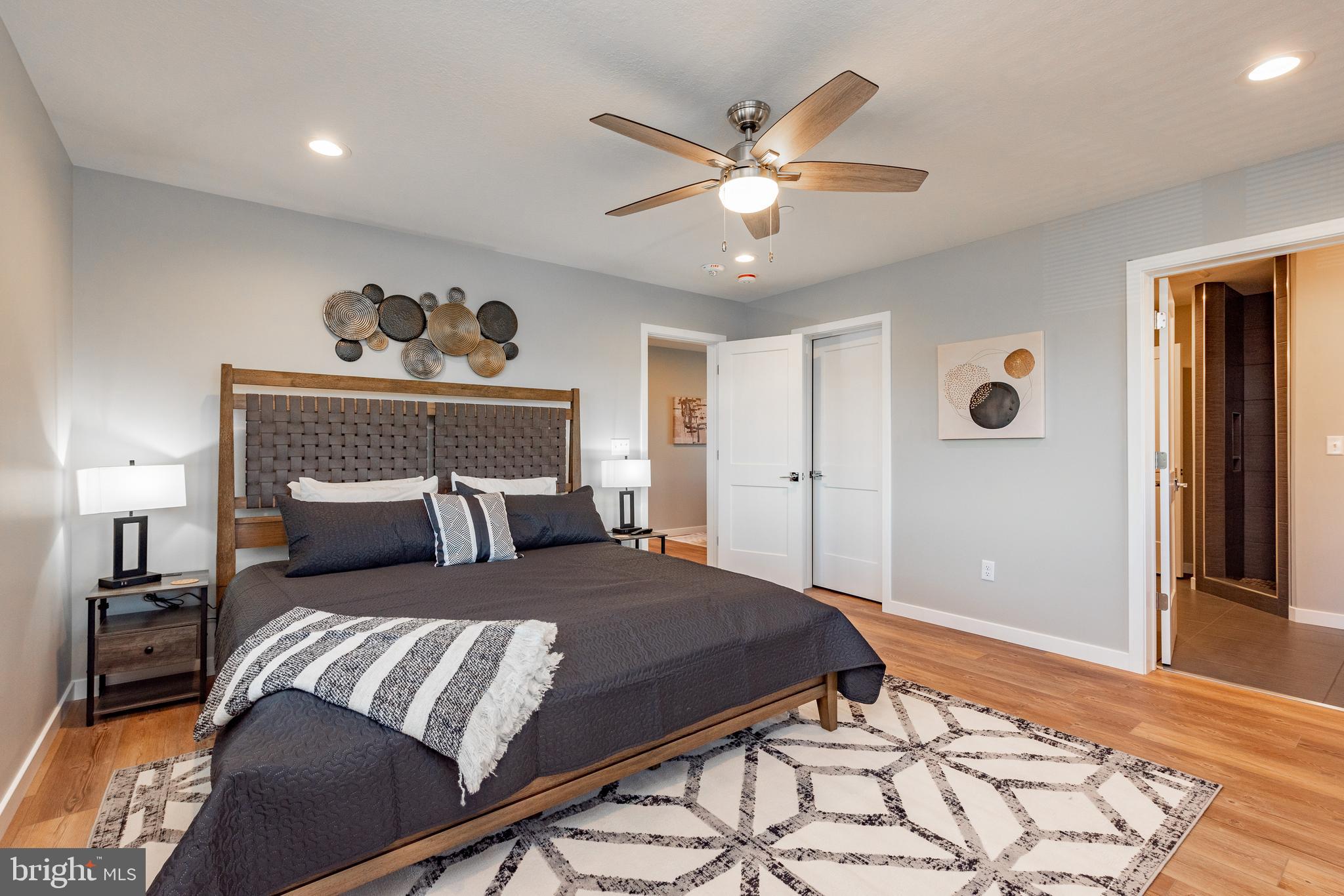 MISTY MEADOWS WTFRNT GRN - Residential