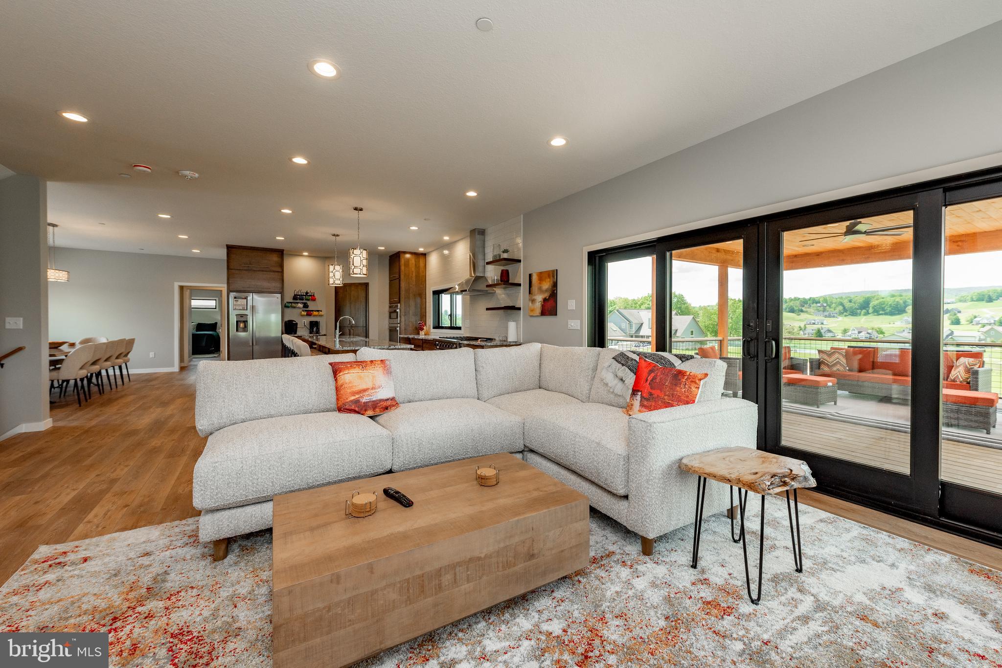 MISTY MEADOWS WTFRNT GRN - Residential