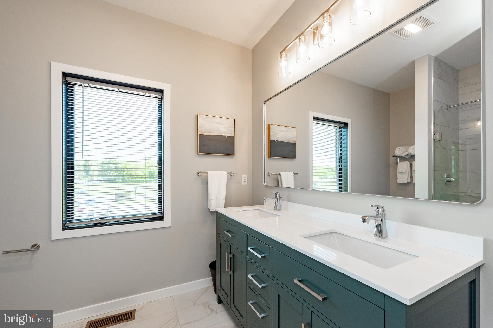 MISTY MEADOWS WTFRNT GRN - Residential