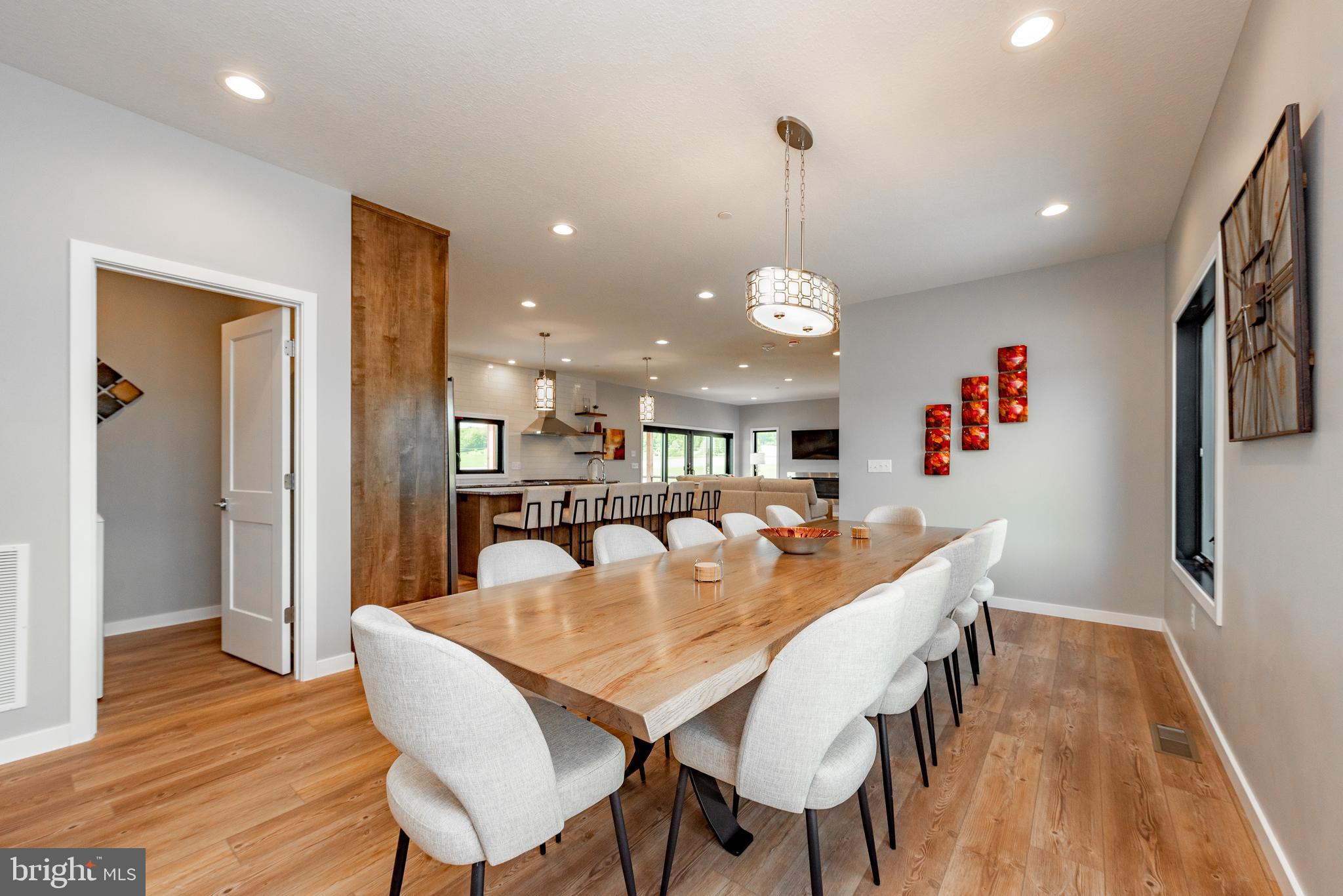 MISTY MEADOWS WTFRNT GRN - Residential
