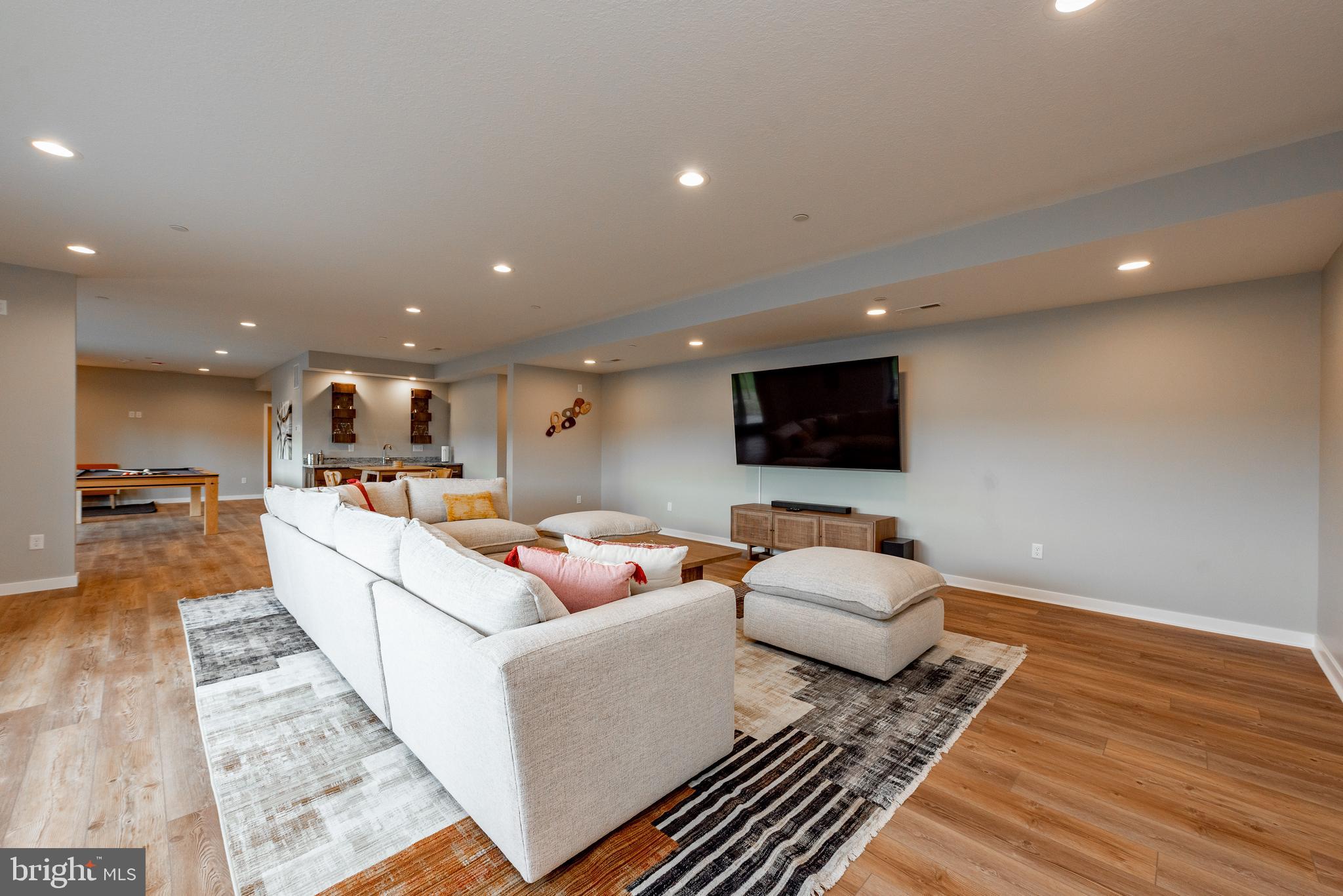 MISTY MEADOWS WTFRNT GRN - Residential