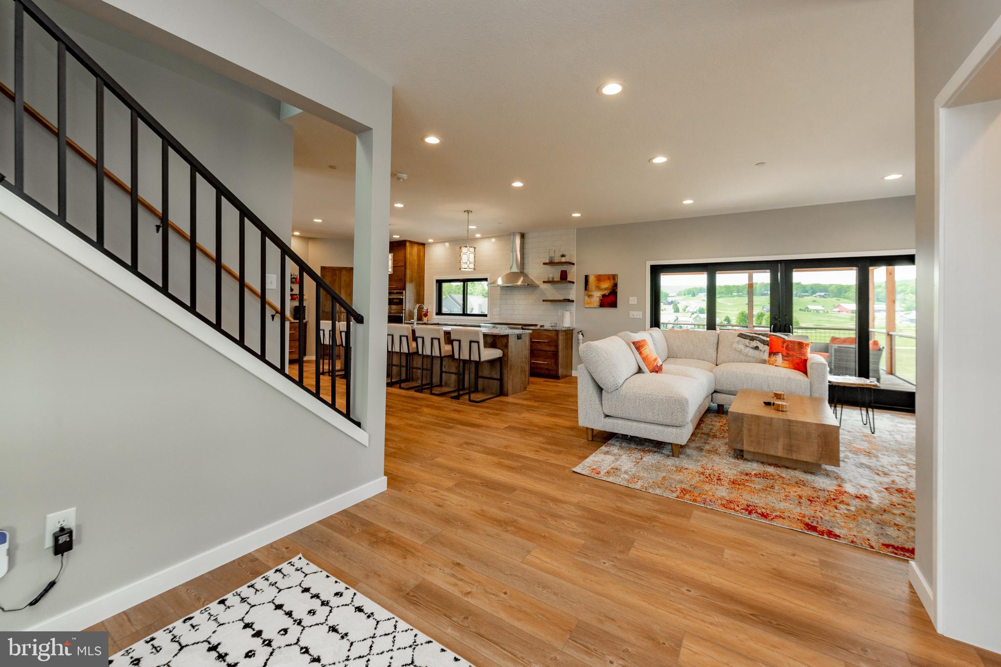MISTY MEADOWS WTFRNT GRN - Residential