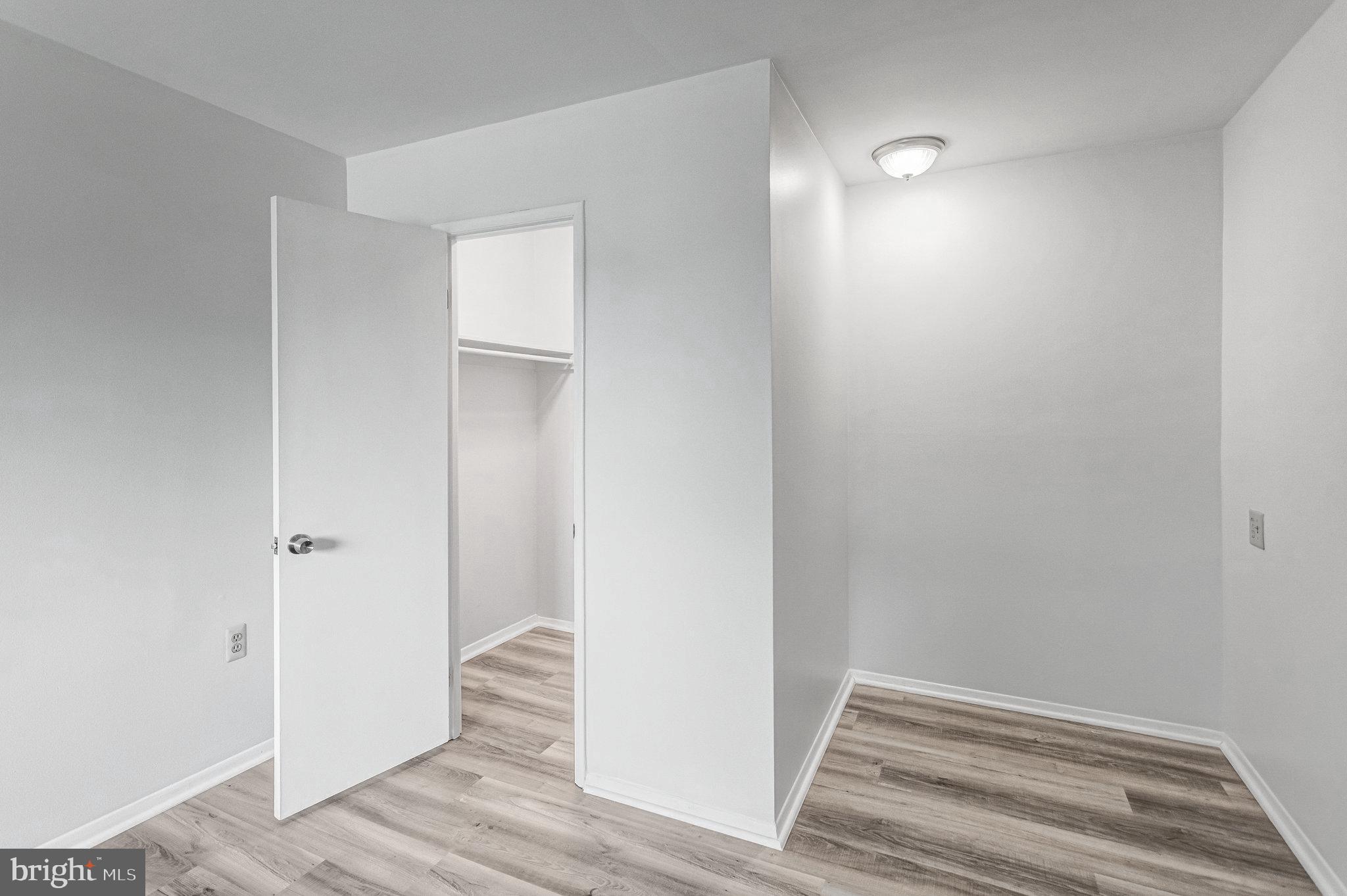 OCCOQUAN RIDGE CONDO - Residential